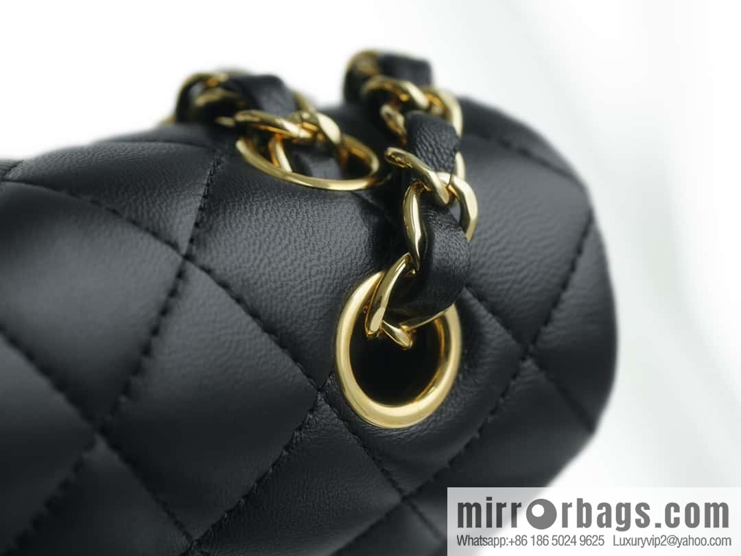 CHANEL 𝗖𝗙 𝗖𝗹𝗮𝘀𝘀𝗶𝗰 𝗙𝗹𝗮𝗽 medium classic mouth cover bag, black sheep gold ⚜️ genuine leather A01112