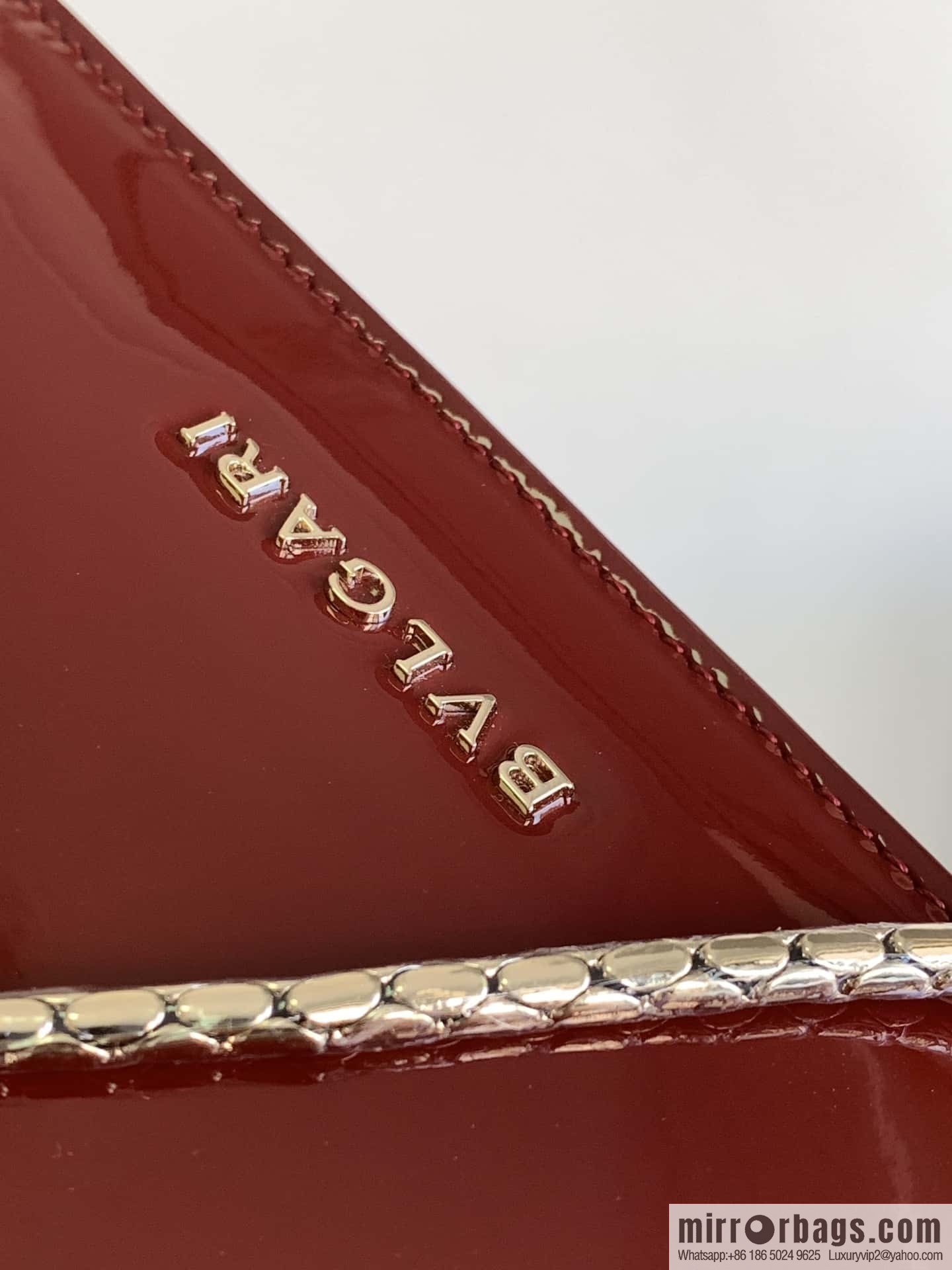 BVLGARI Bulgari SERPENTI FOREVER EAST-WEST Series 290323 Burgundy 25CM