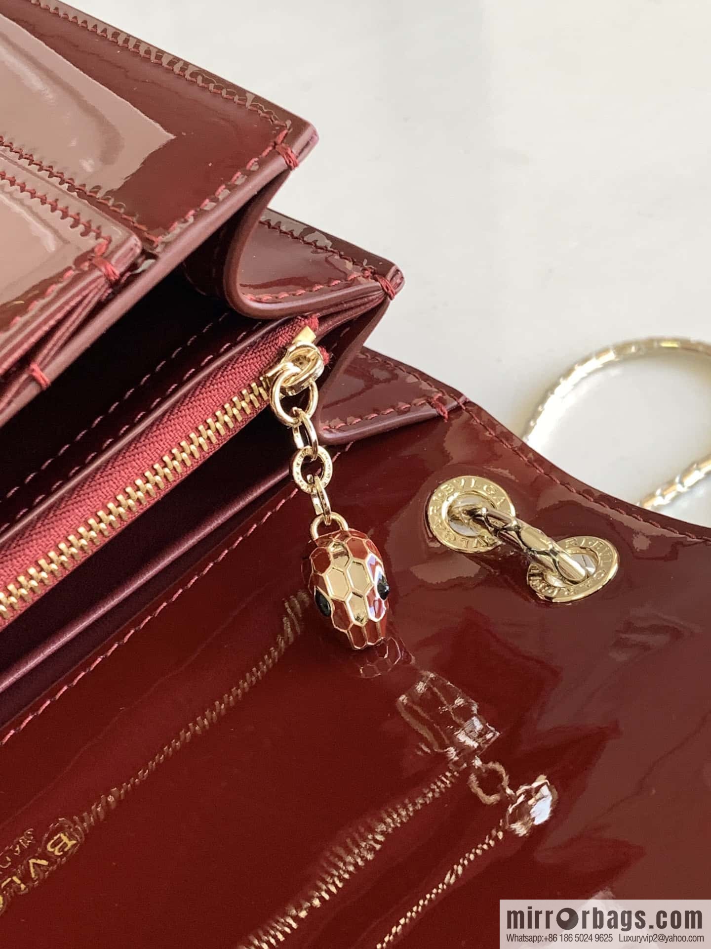 BVLGARI Bulgari SERPENTI FOREVER EAST-WEST Series 290323 Burgundy 25CM