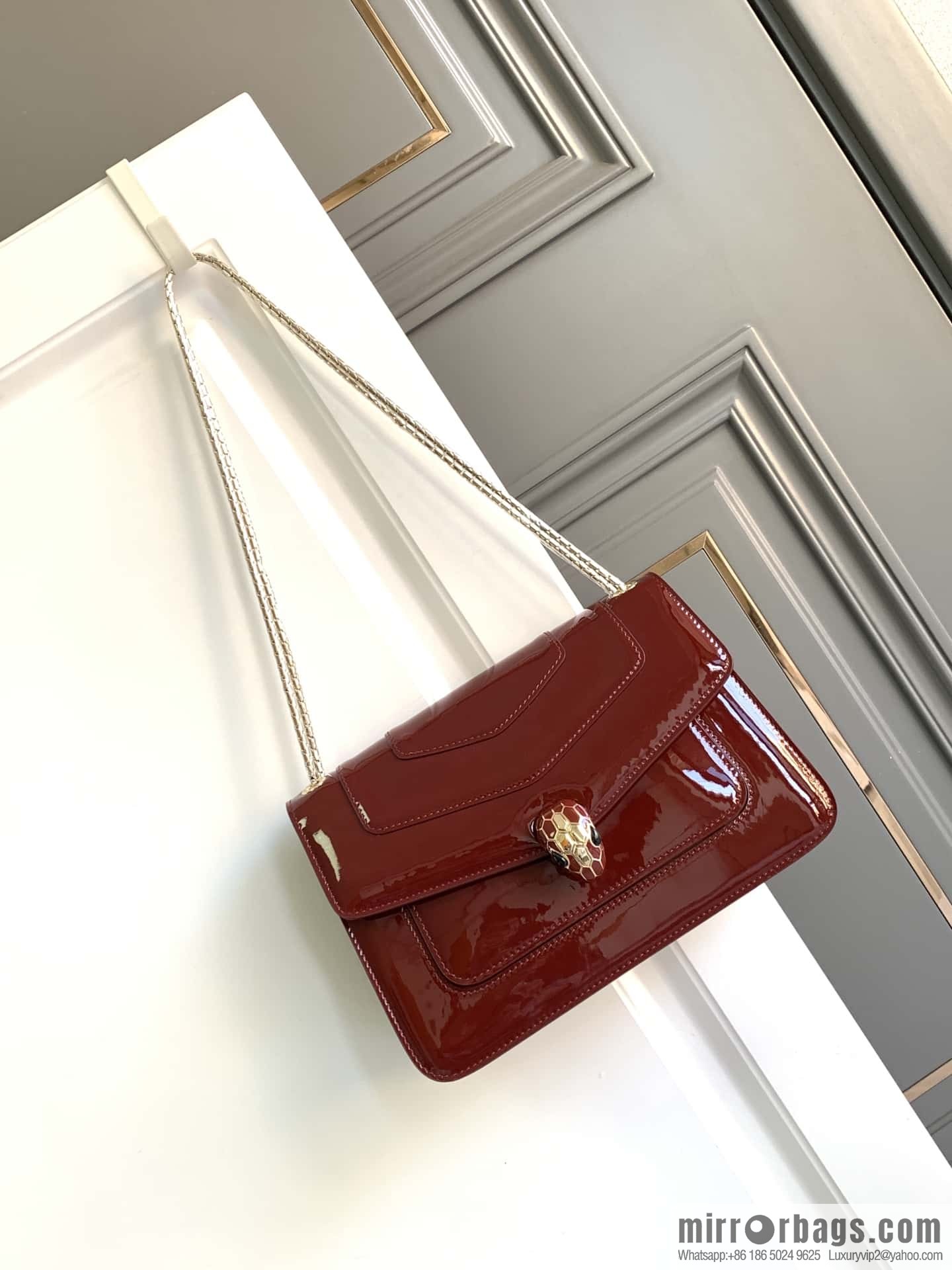 BVLGARI Bulgari SERPENTI FOREVER EAST-WEST Series 290323 Burgundy 25CM