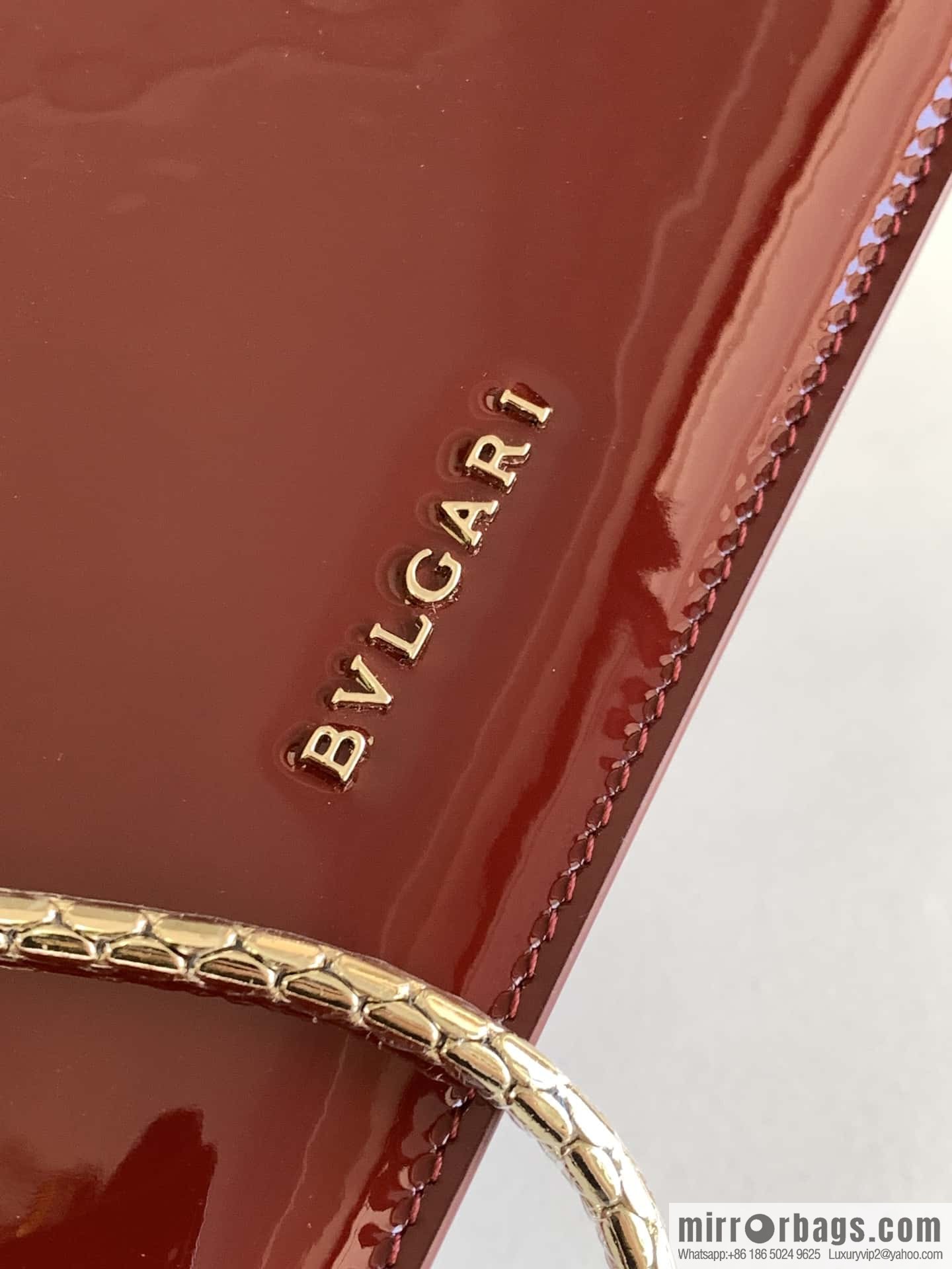 BVLGARI Bulgari SERPENTI FOREVER EAST-WEST Series Small Shoulder Bag 61879 Burgundy 20CM