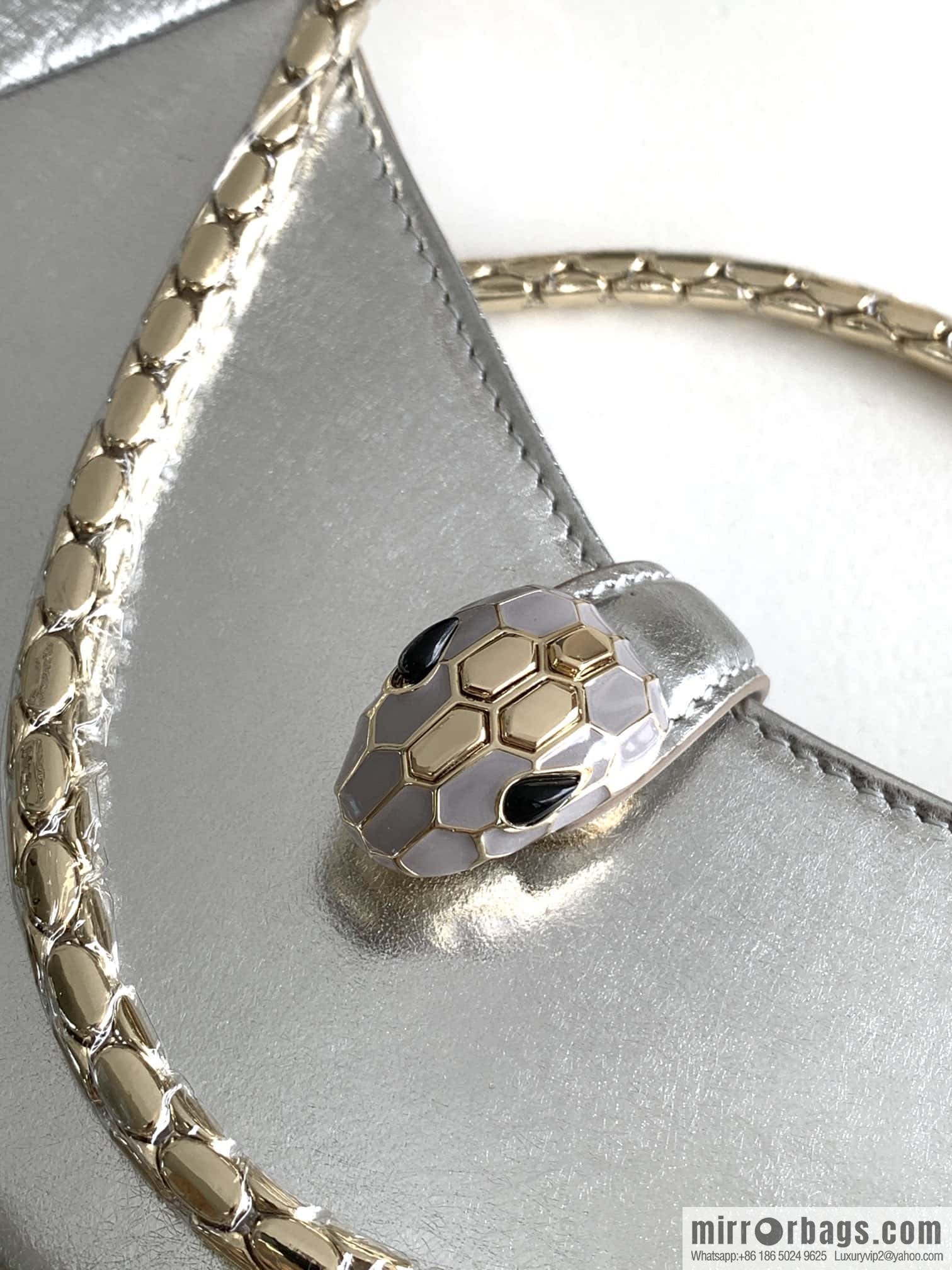 BVLGARI Bulgari SERPENTI BAIA series small shoulder bag 293208 silver 27.5CM
