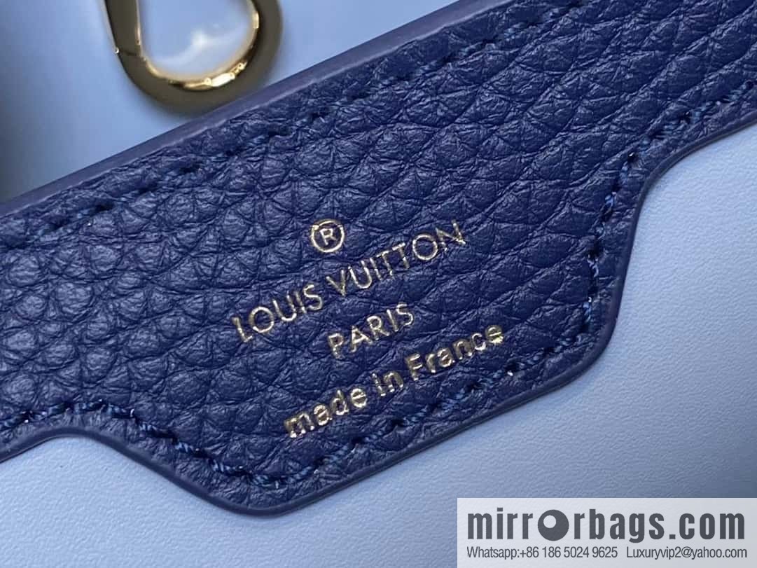 LV M23199 CAPUCINES medium handbag