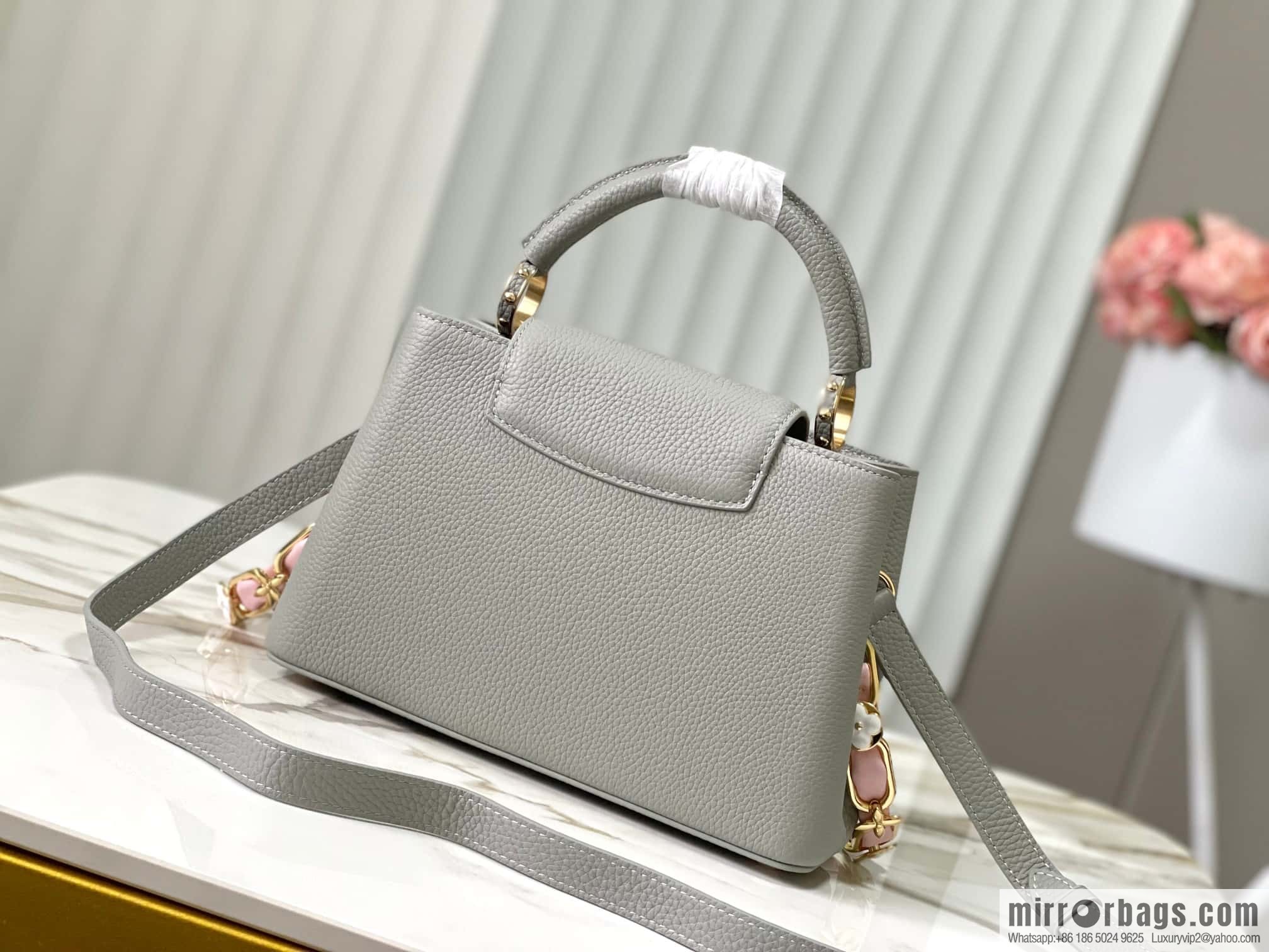 LV M23280 CAPUCINES BB handbag