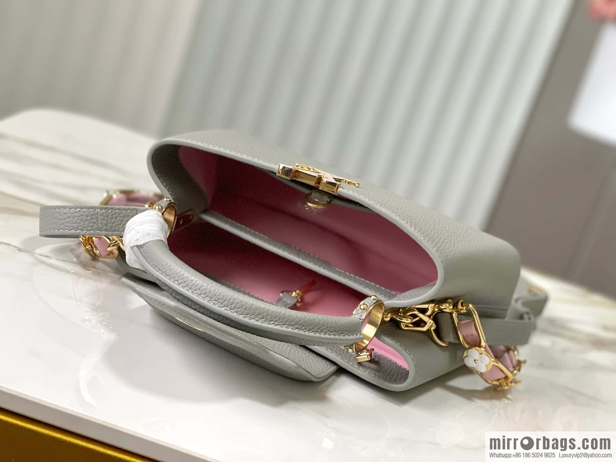 LV M23280 CAPUCINES BB handbag