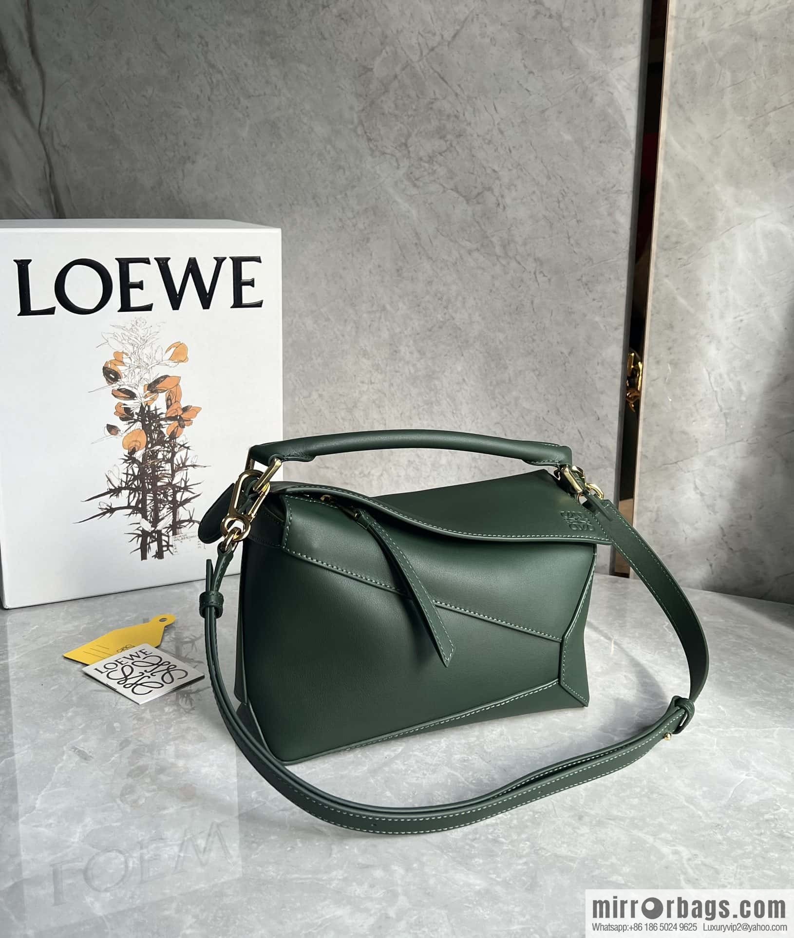 LOEWE puzzle geometric bag 24cm 0681 premium green