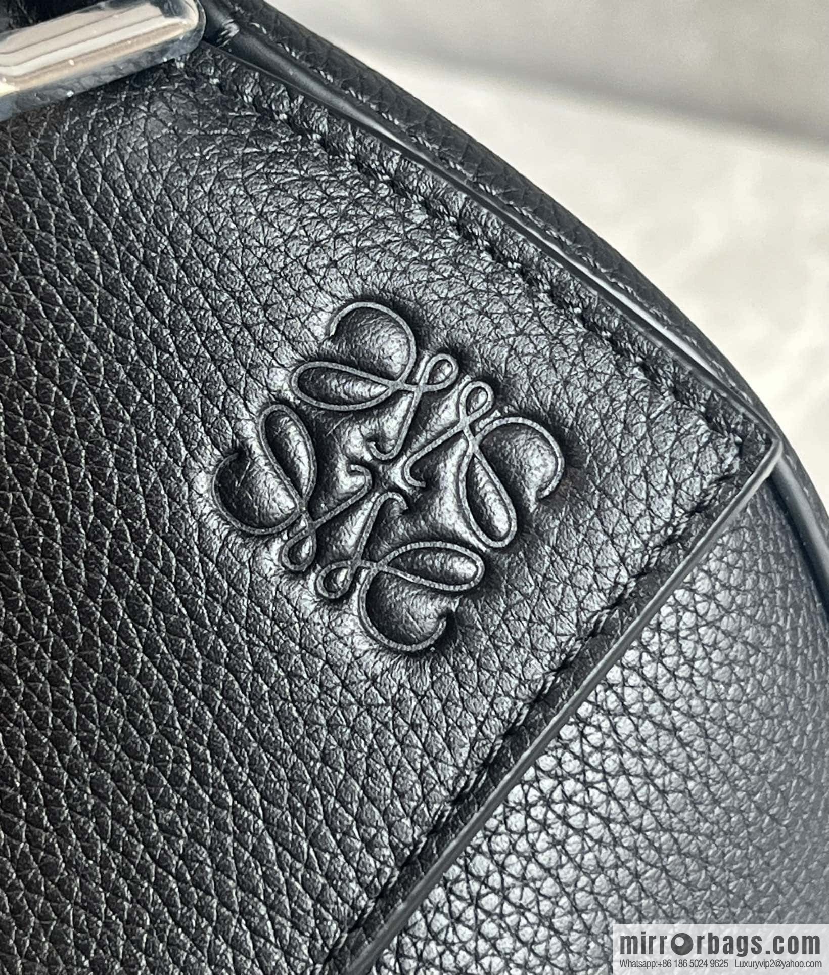 LOEWE puzzle 30CM 0533 black