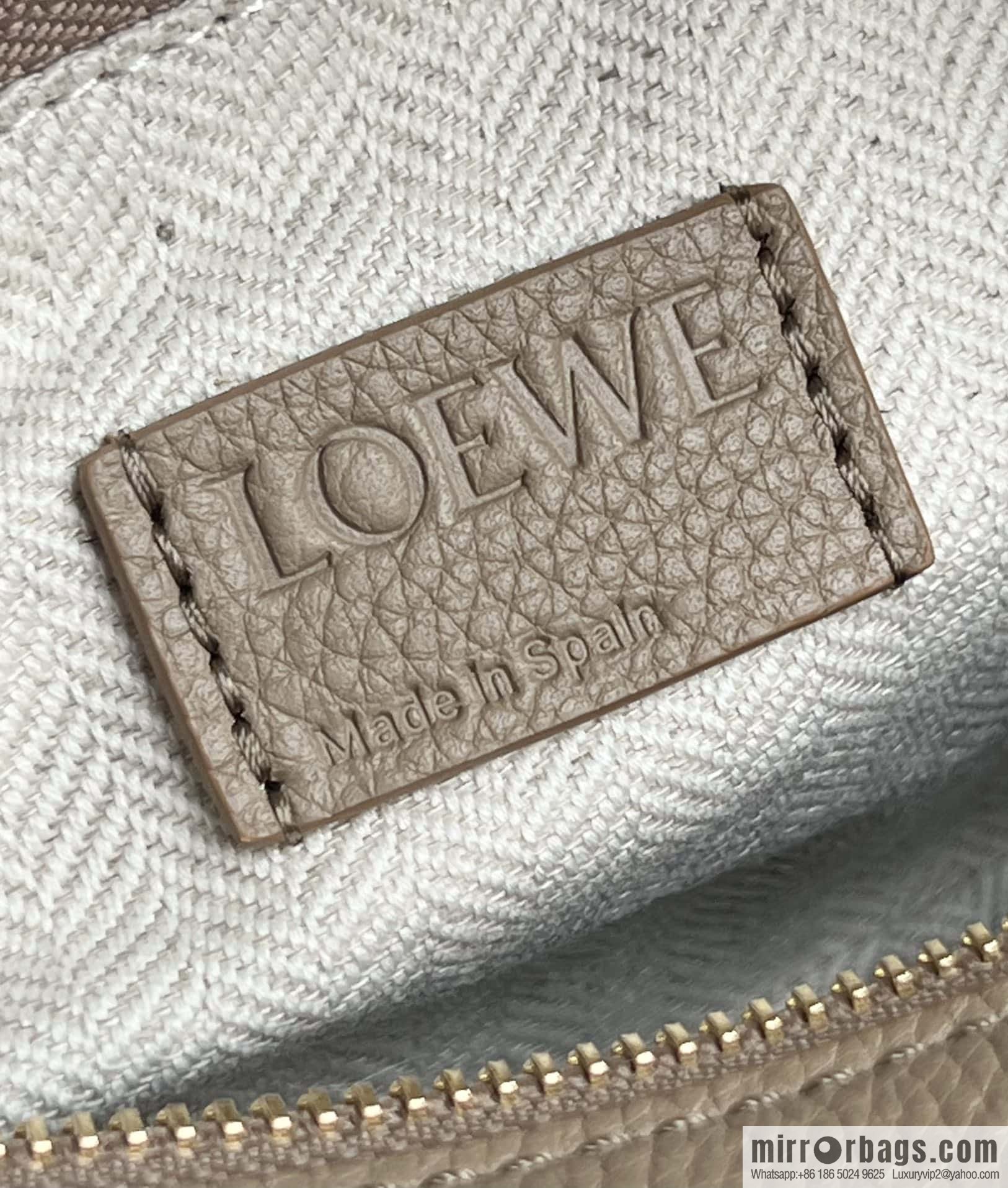LOEWE puzzle 30CM 0533 sand