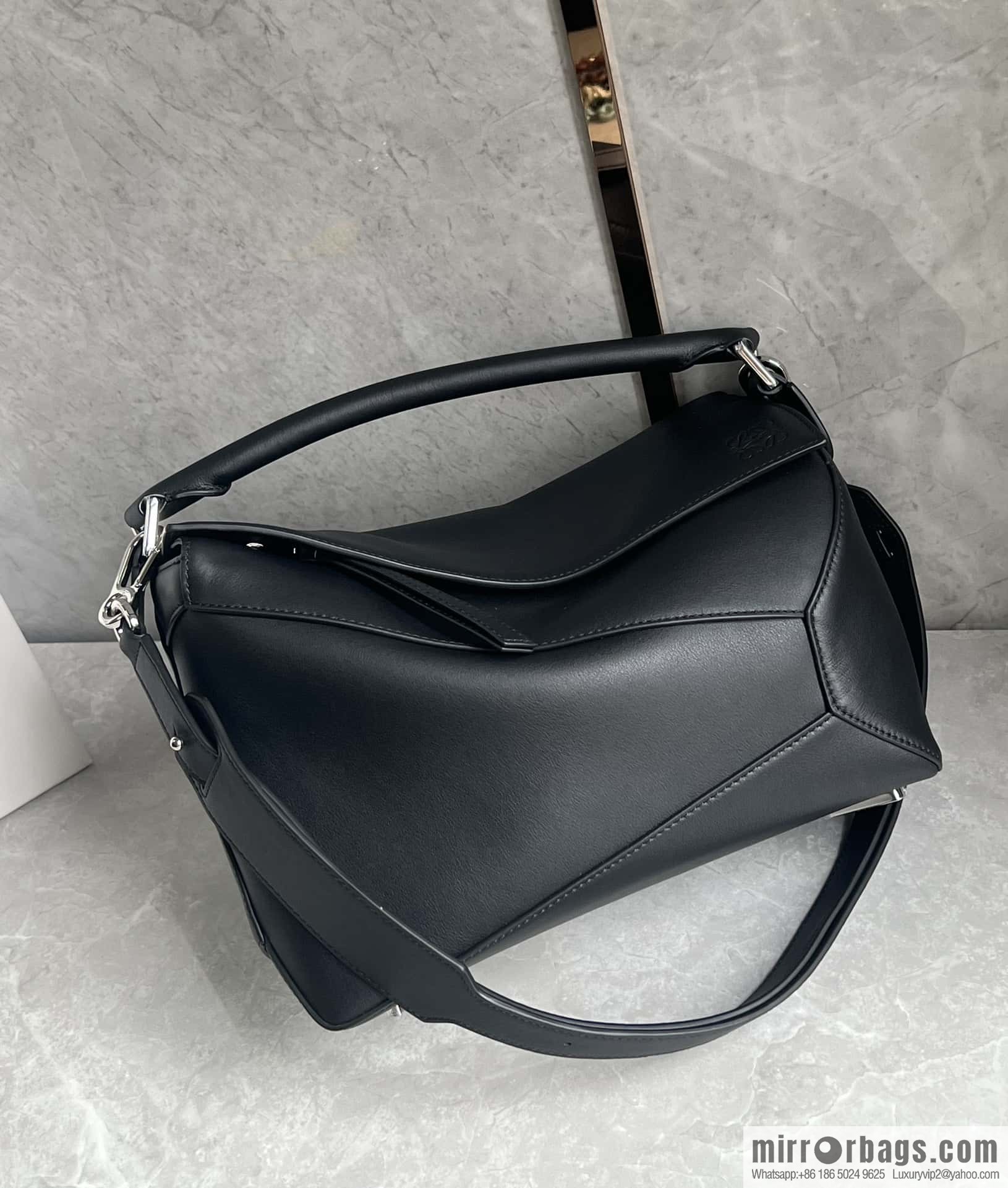 LOEWE puzzle 30CM 0533 black