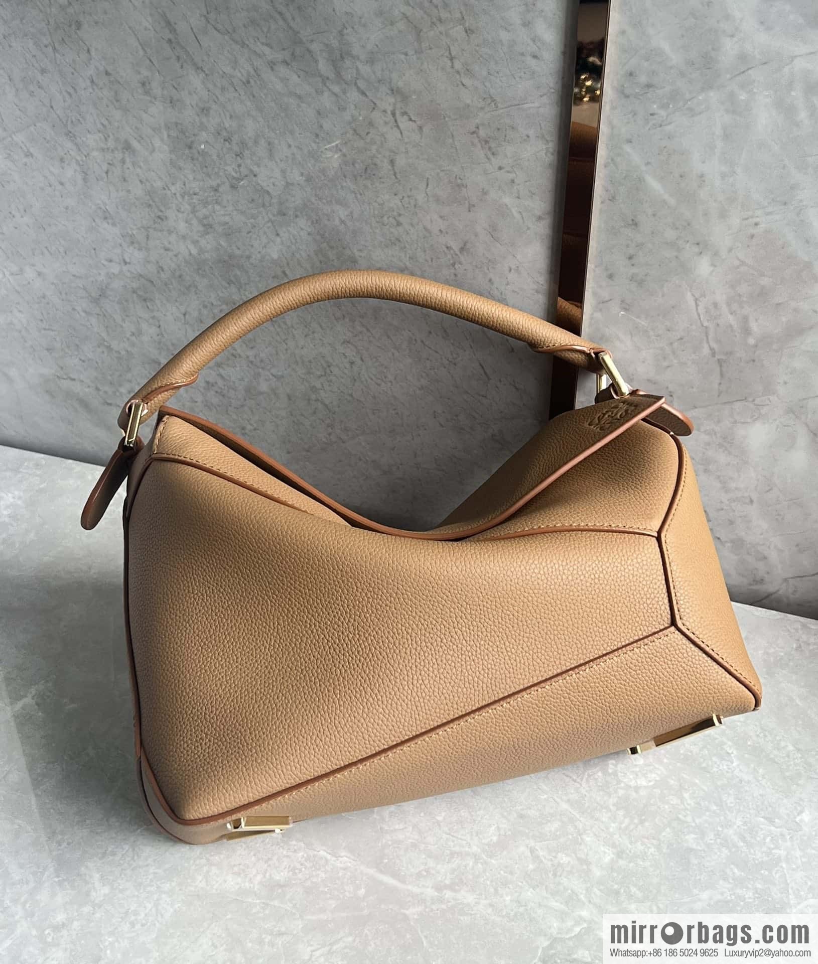LOEWE puzzle 30CM 0533 apricot