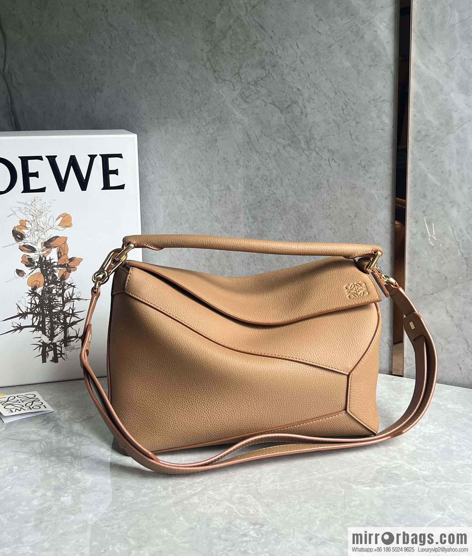 LOEWE puzzle 30CM 0533 apricot