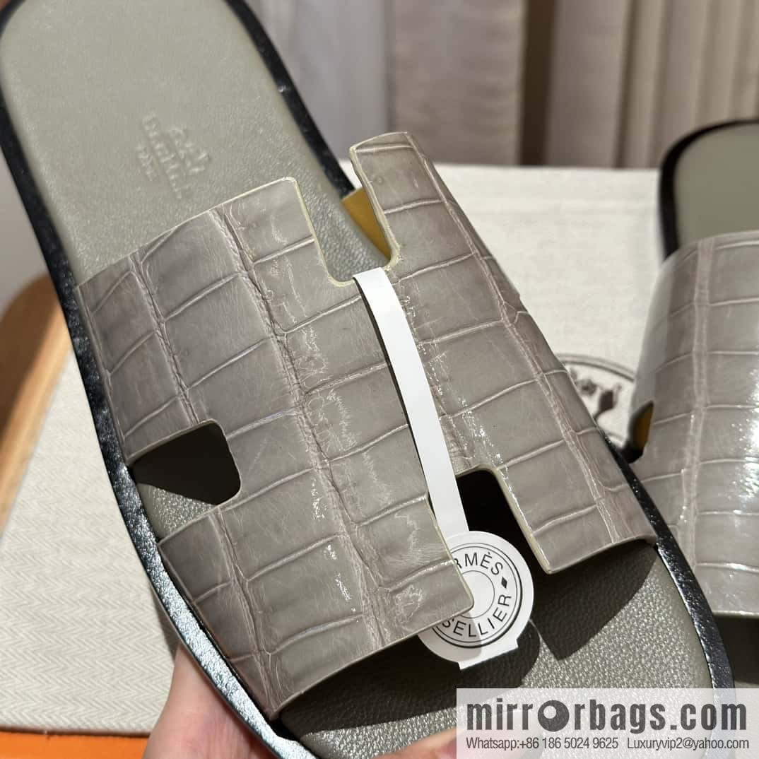 Hermès crocodile leather H family male god slippers