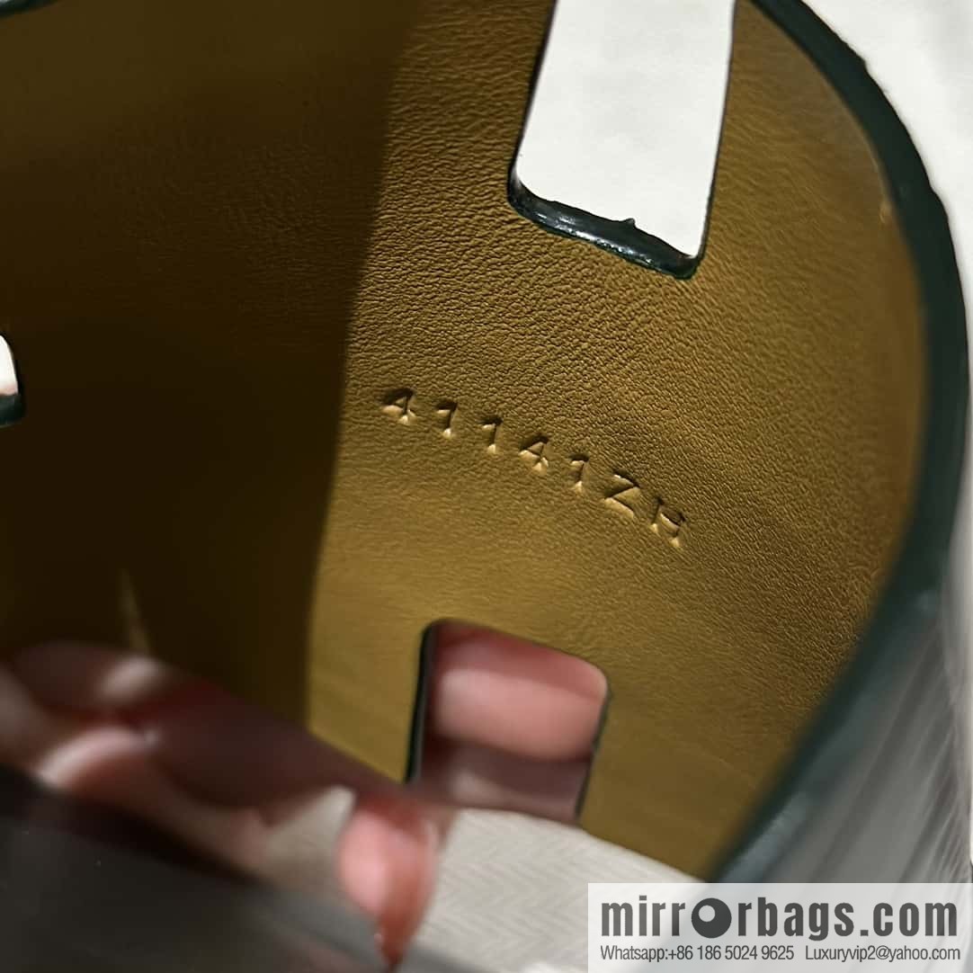 Hermès crocodile leather H family male god slippers