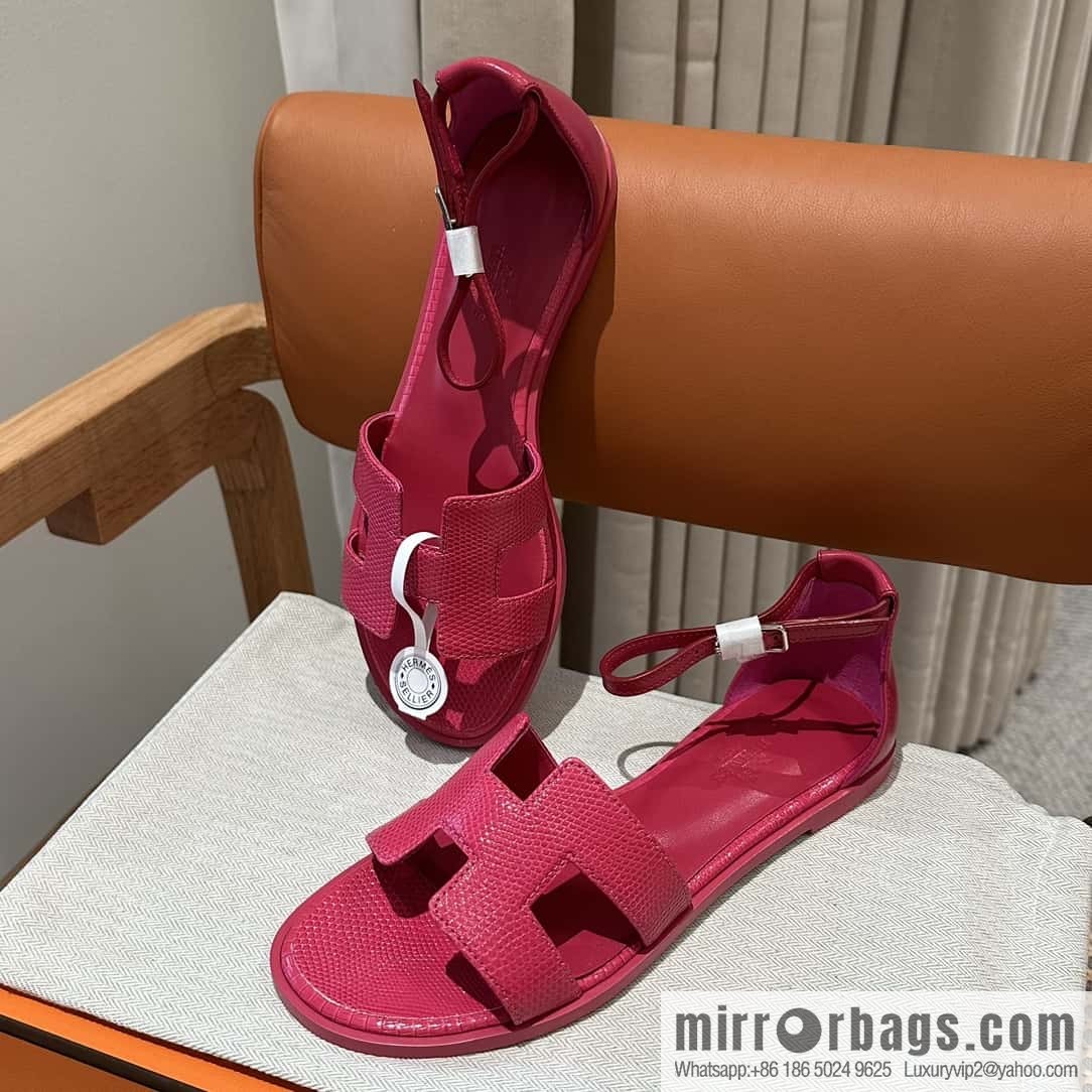 Hermès lizard leather new small sandals