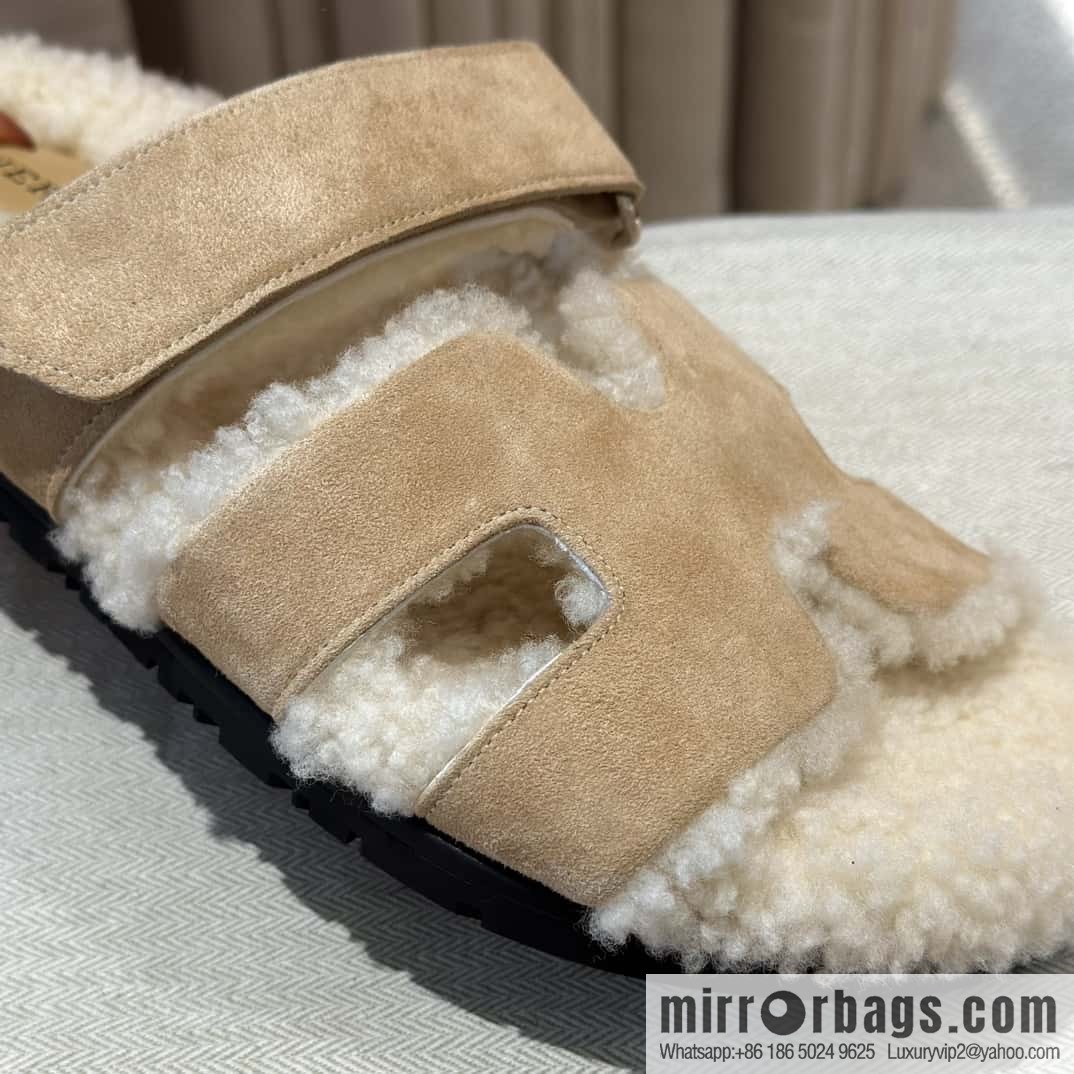 Hermès plush second uncle shoes Chypre sandals