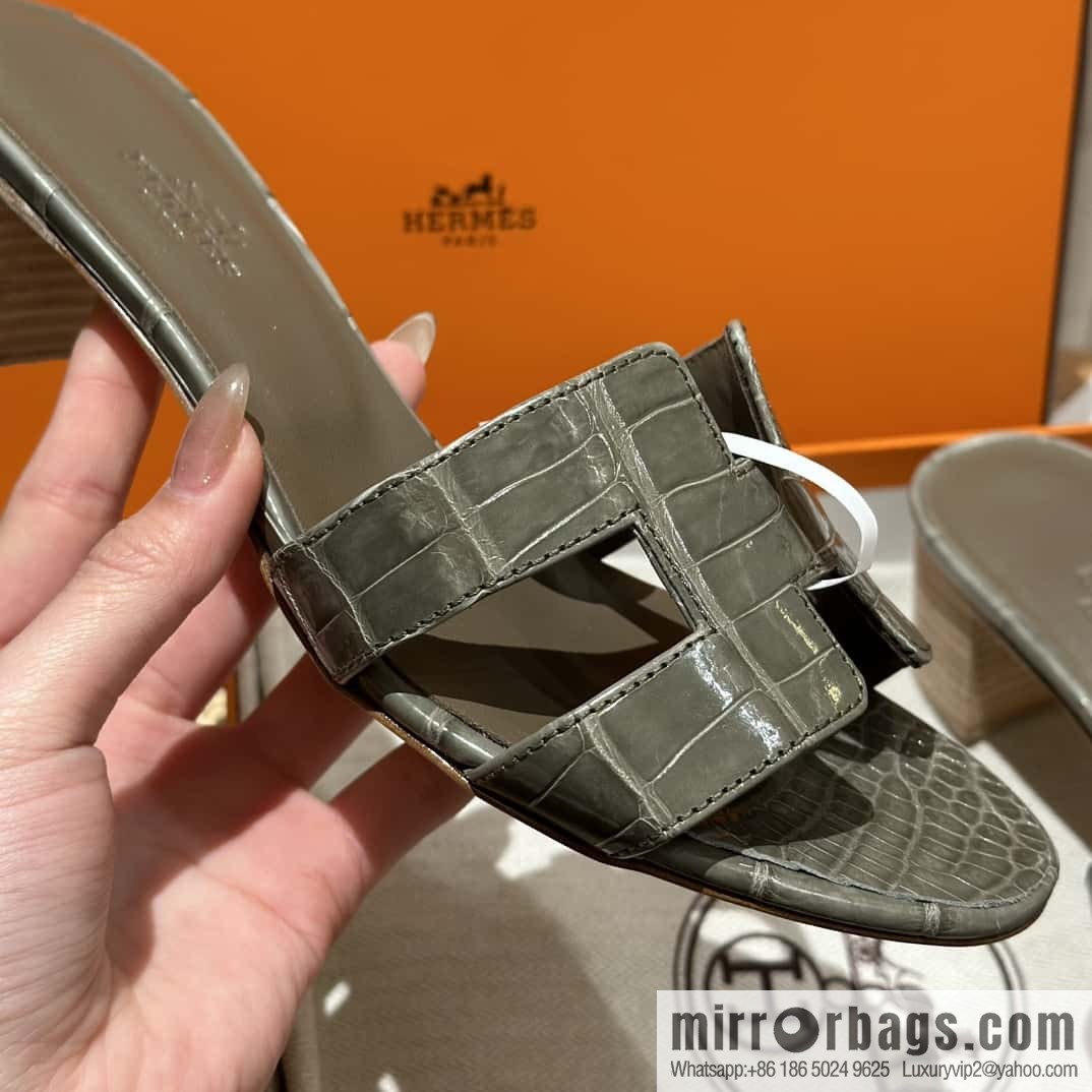 Hermès Crocodile 🐊 slippers