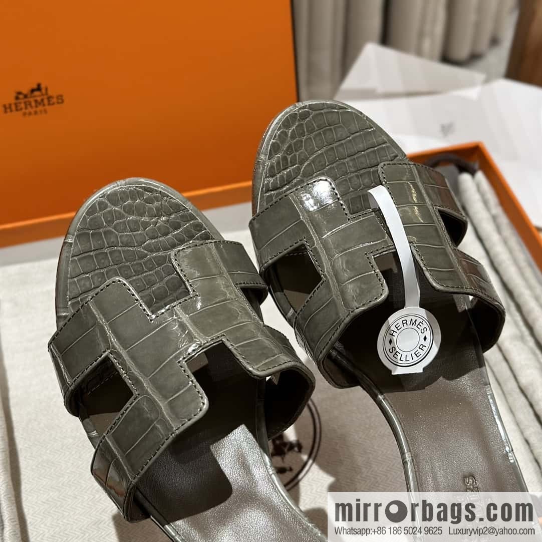 Hermès Crocodile 🐊 slippers