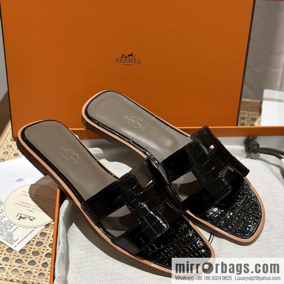 Hermès H tow crocodile skin