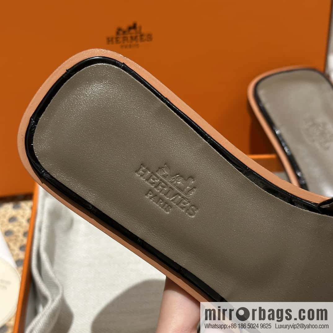 Hermès H tow crocodile skin