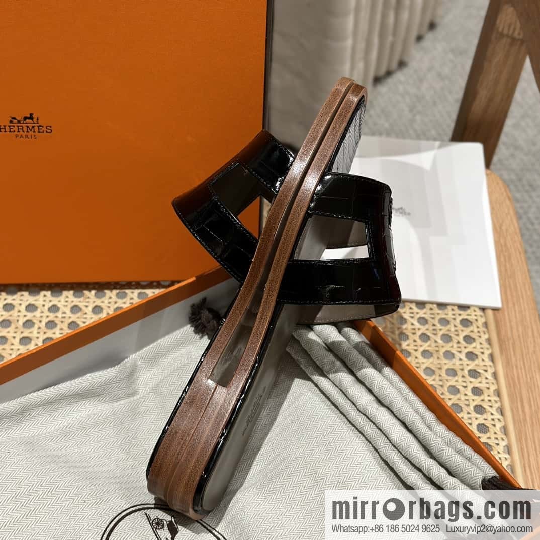 Hermès H tow crocodile skin
