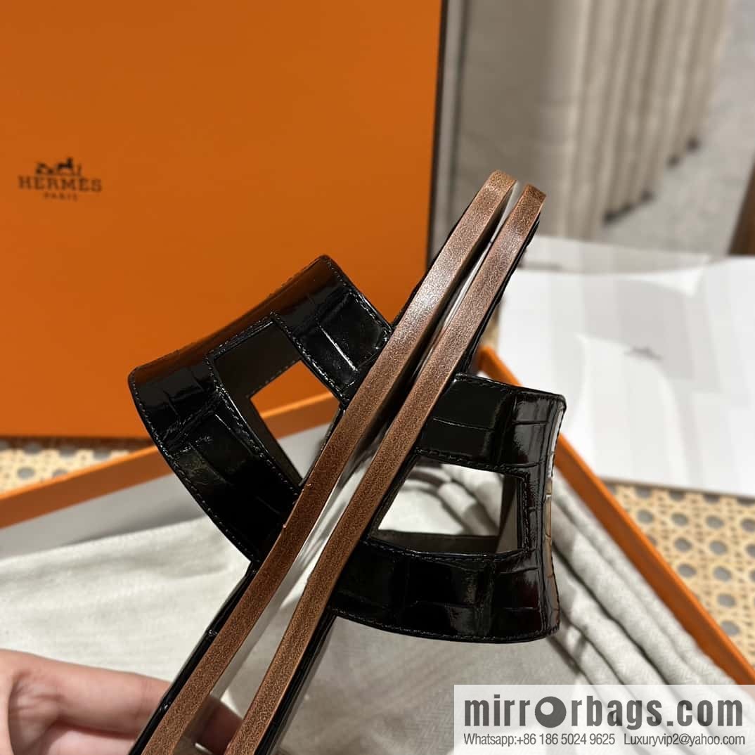 Hermès H tow crocodile skin