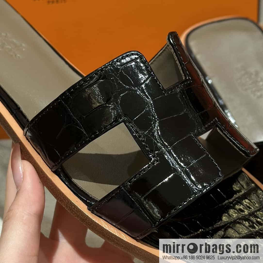 Hermès H tow crocodile skin
