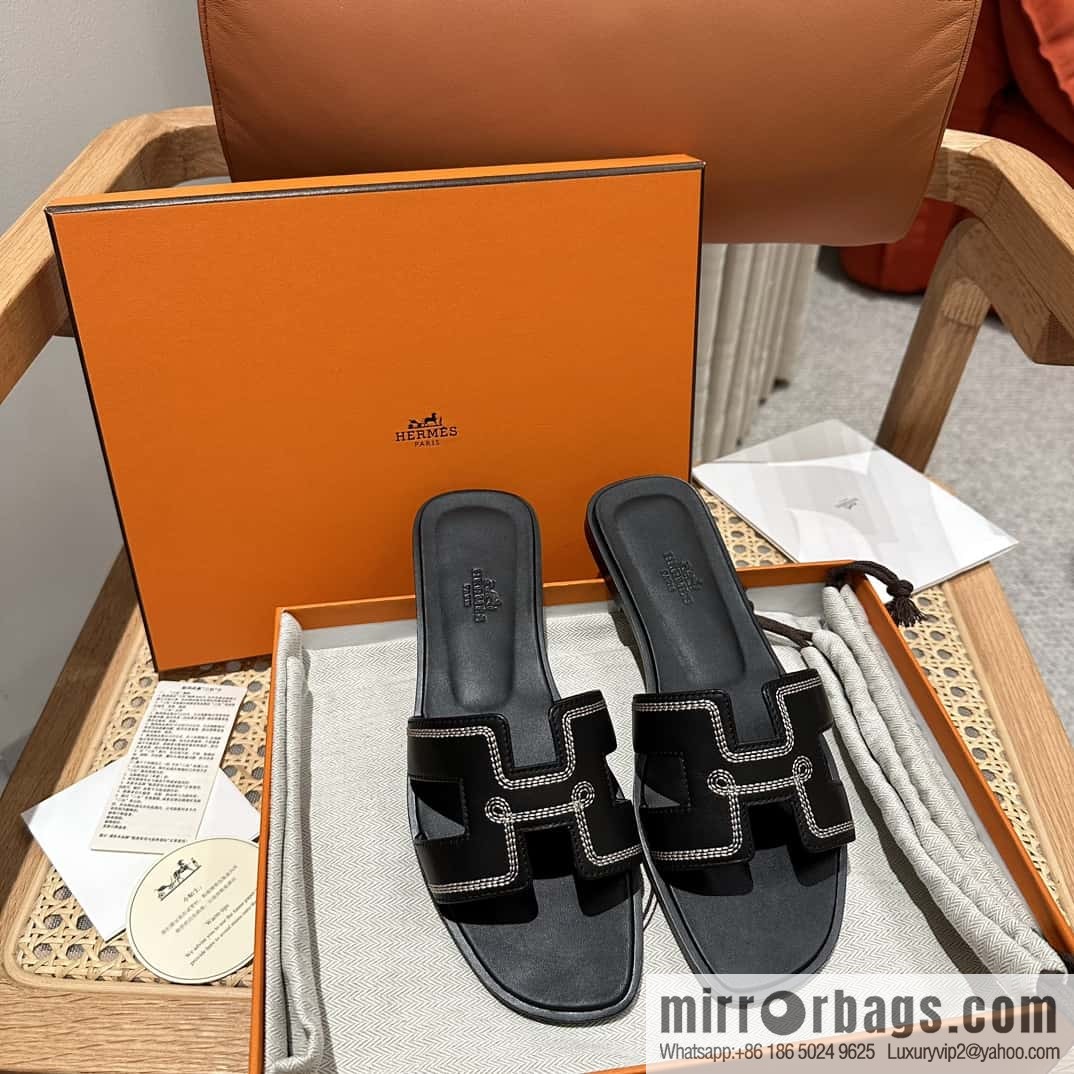 Hermès new embroidered slippers