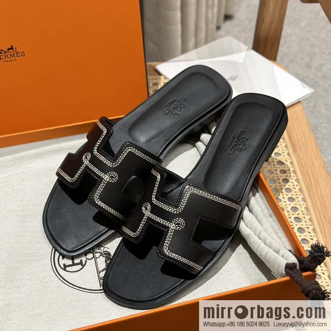 Hermès new embroidered slippers