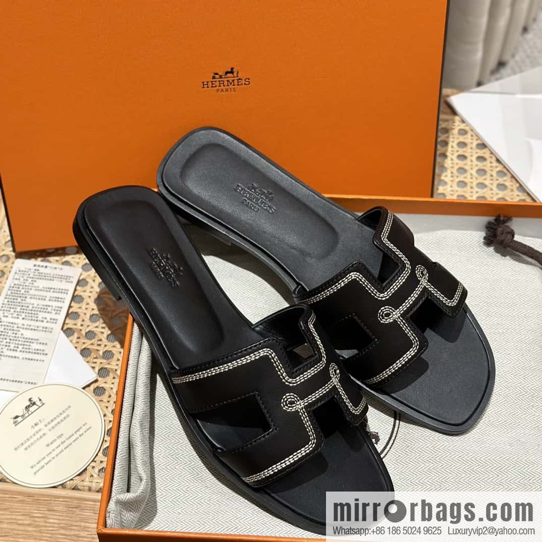 Hermès new embroidered slippers