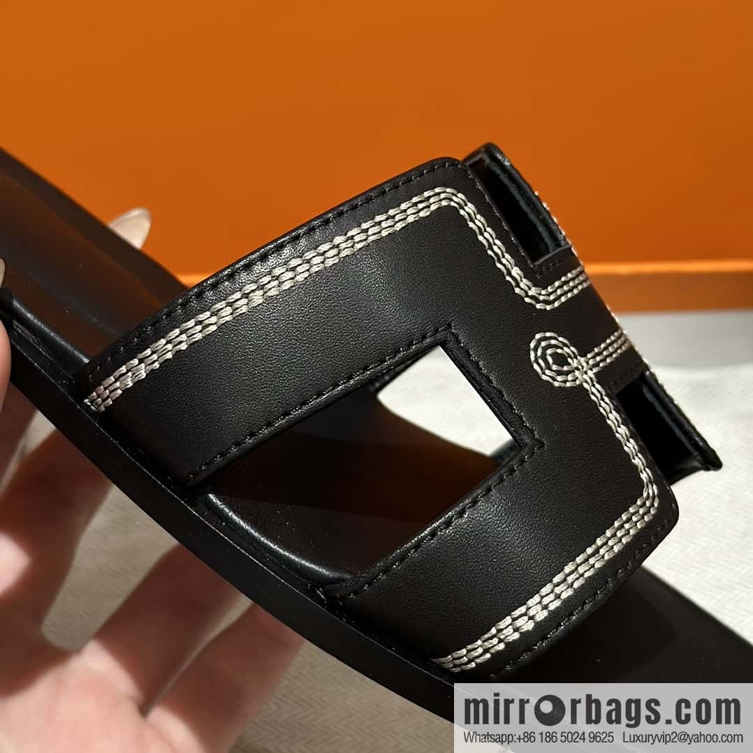 Hermès new embroidered slippers