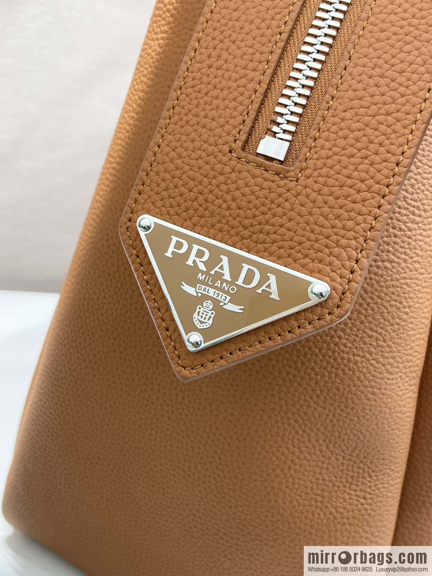 PRADA Prada double handle leather (fabric) travel bag 🎉 2VC035