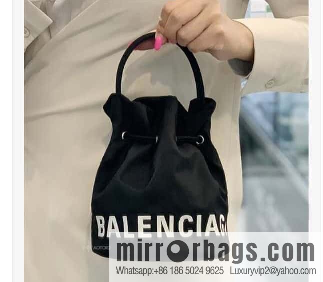 BALENCIAGA Balenciaga ultralight bucket bag