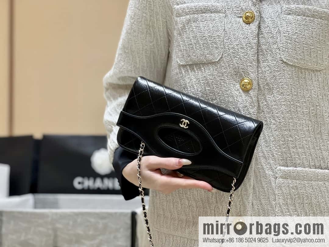CHANEL Limited Edition Horizontal Folding 31bag AP3655