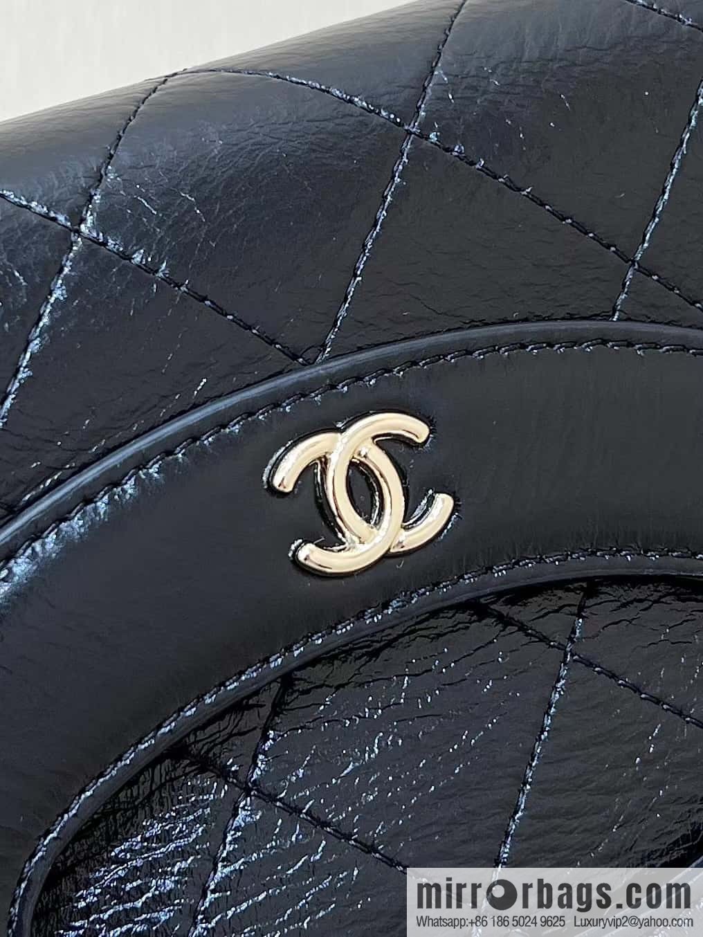 CHANEL Limited Edition Horizontal Folding 31bag AP3655