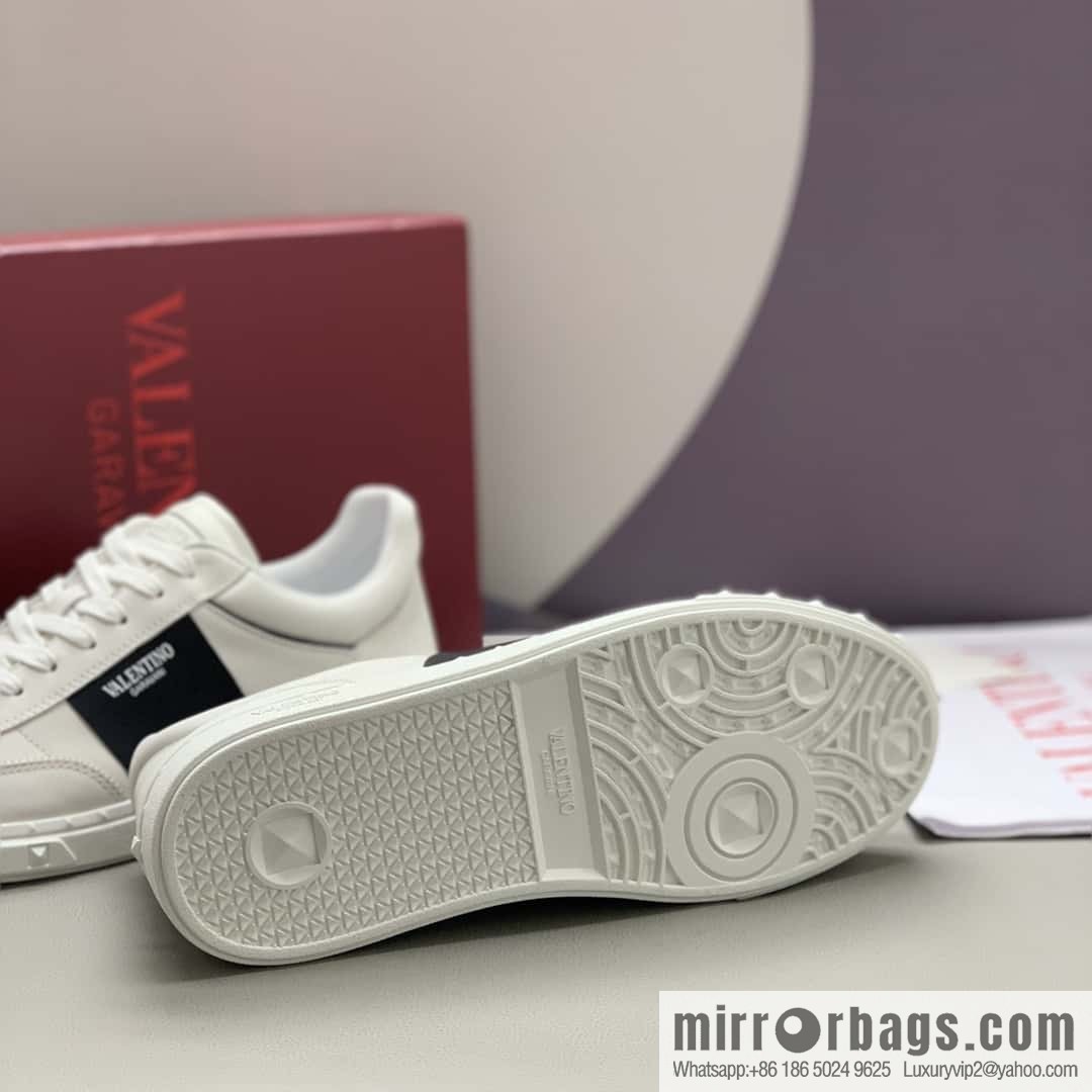 VALENTINO Valentino, men's low-top casual sneakers
