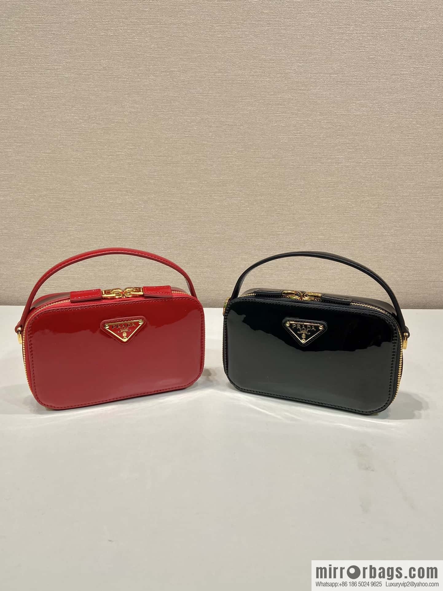 PRADA 🎉 new 🎉 1BH206 patent leather 🎉🎉 red
