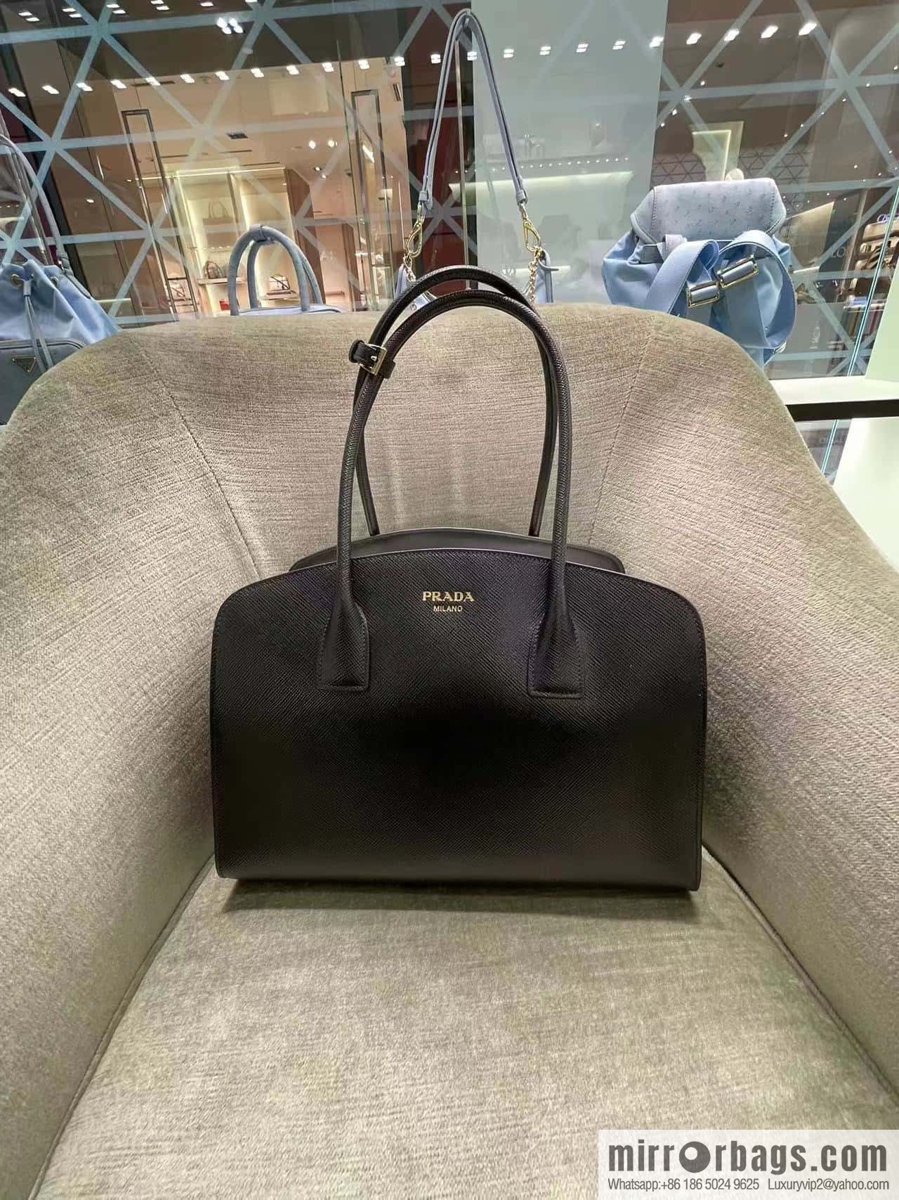 PRADA 🎉 new tote bag 🎉 1BG520 new product🎉🎉