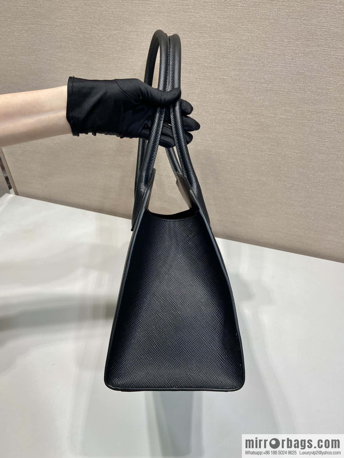 PRADA 🎉 new tote bag 🎉 1BG520 new product🎉🎉