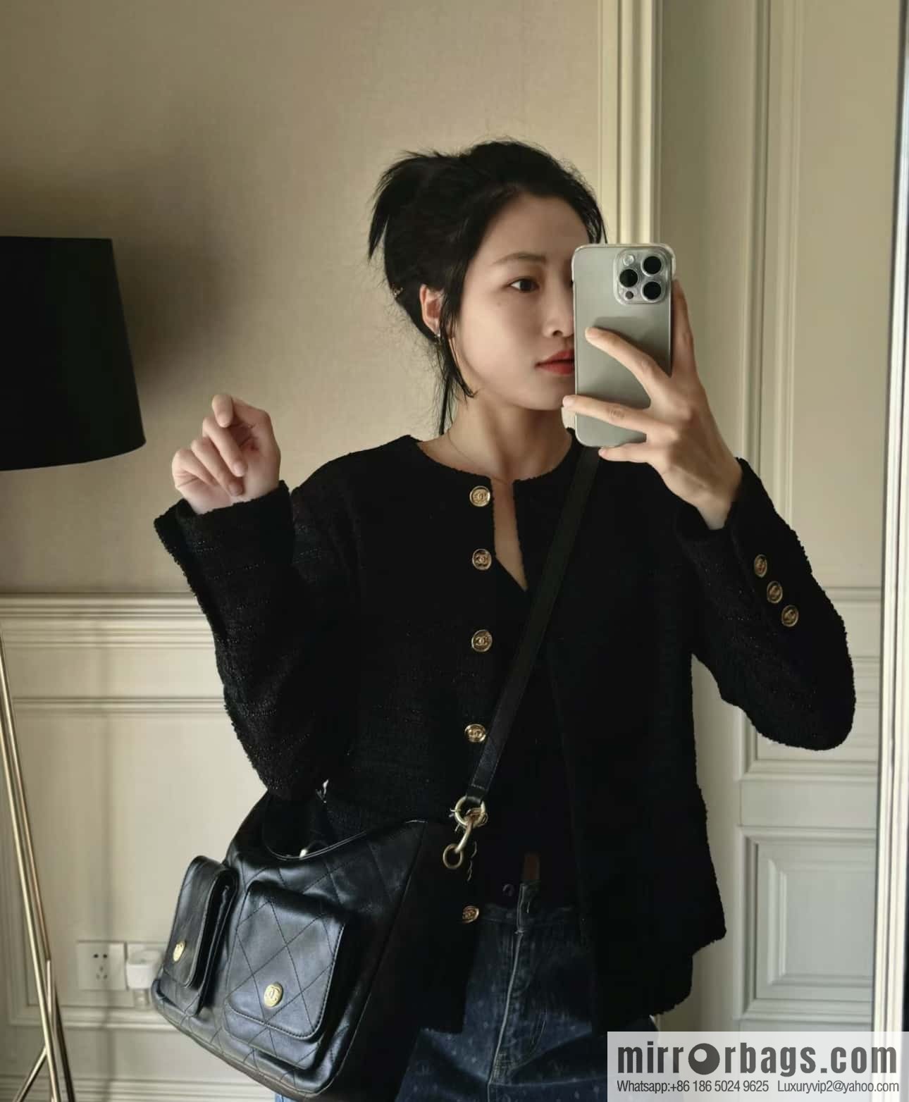 CHANEL 24P spring and summer trailer series big hit hobo Vintage bag AS4668 black