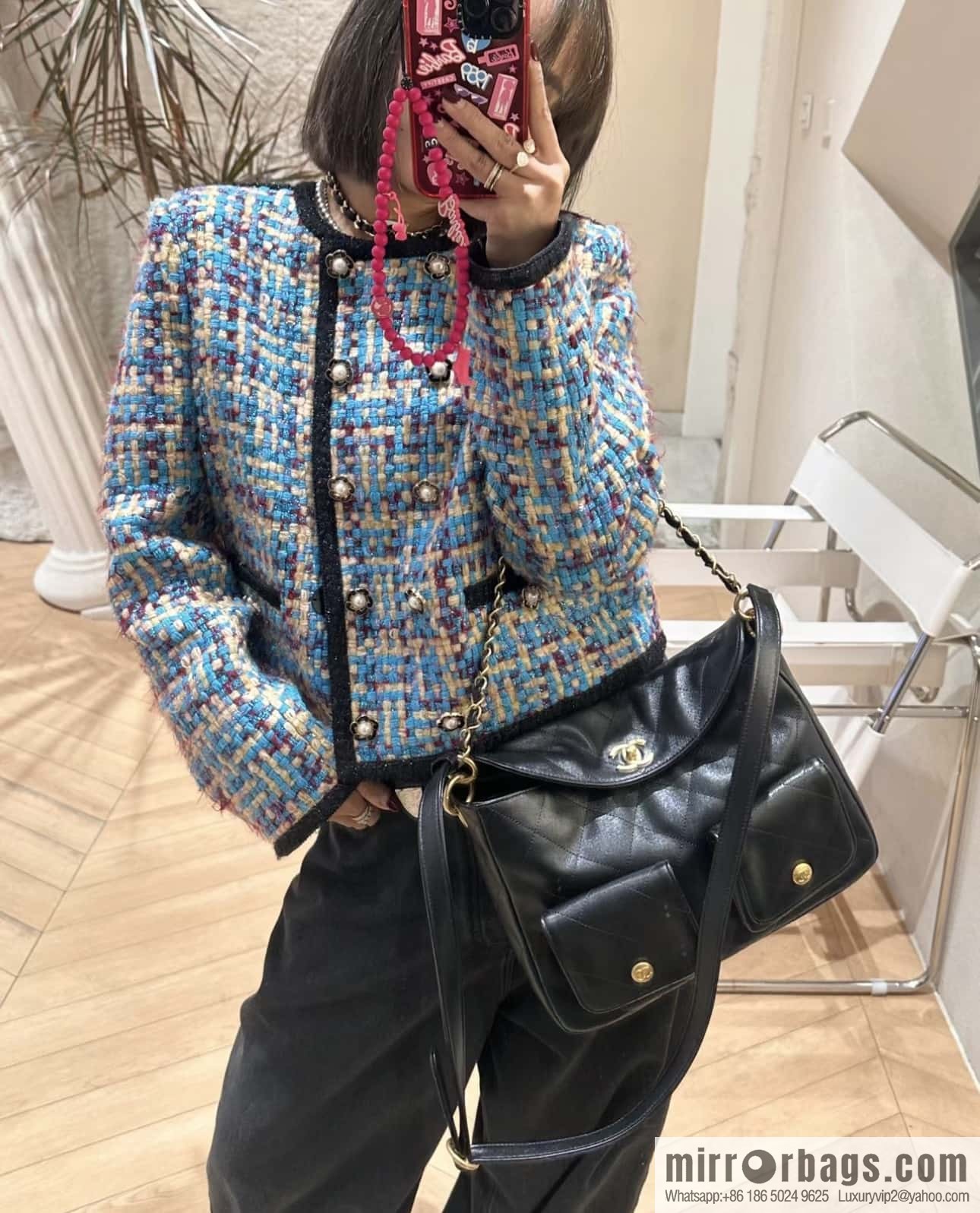 CHANEL 24P spring and summer trailer series big hit hobo Vintage bag AS4668 black