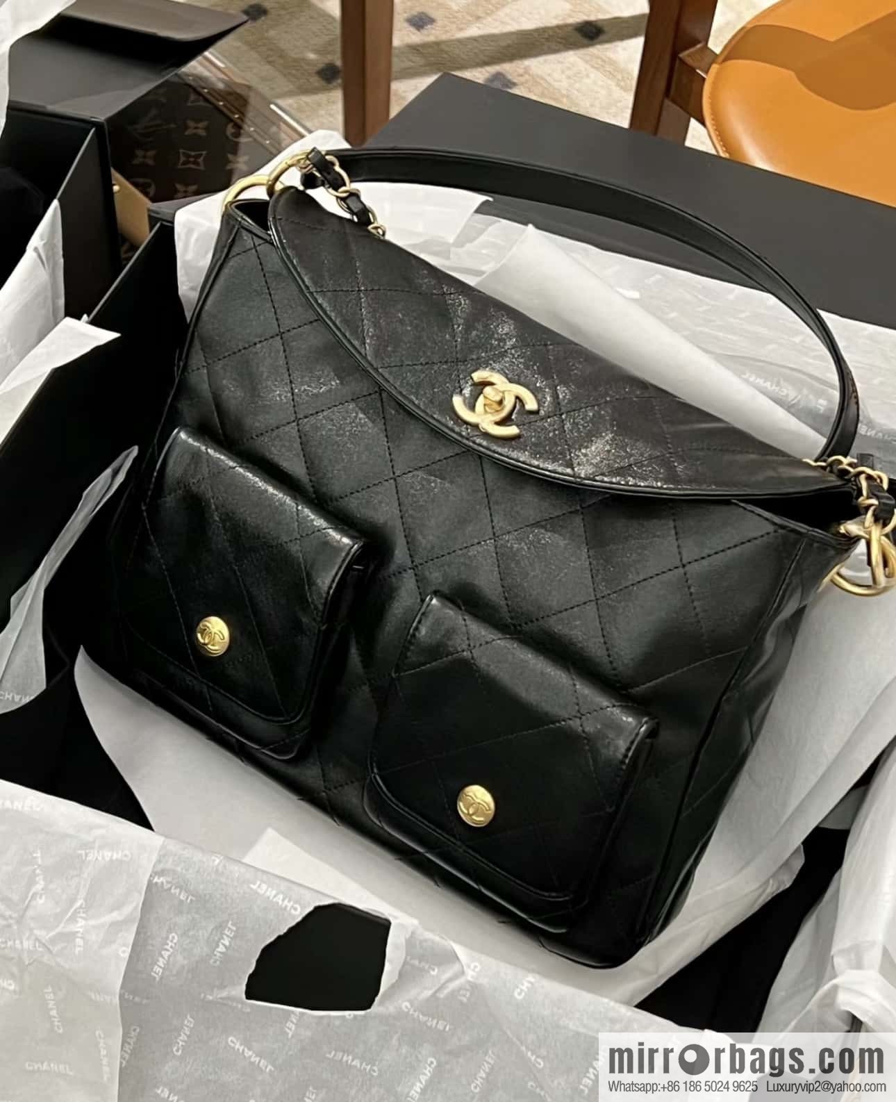 CHANEL 24P spring and summer trailer series big hit hobo Vintage bag AS4668 black
