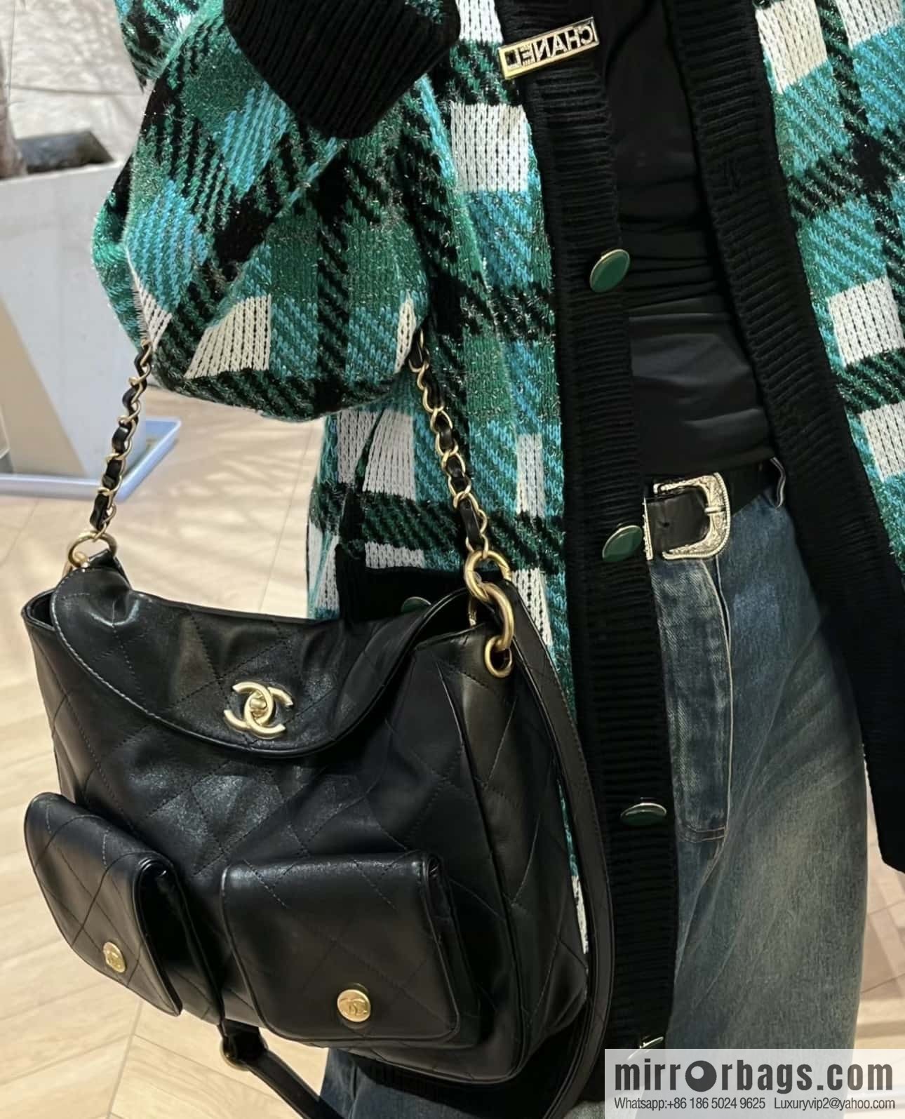 CHANEL 24P spring and summer trailer series big hit hobo Vintage bag AS4668 black