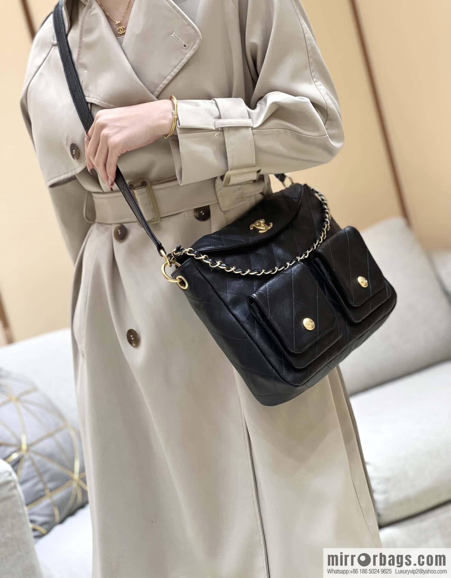 CHANEL 24P spring and summer trailer series big hit hobo Vintage bag AS4668 black
