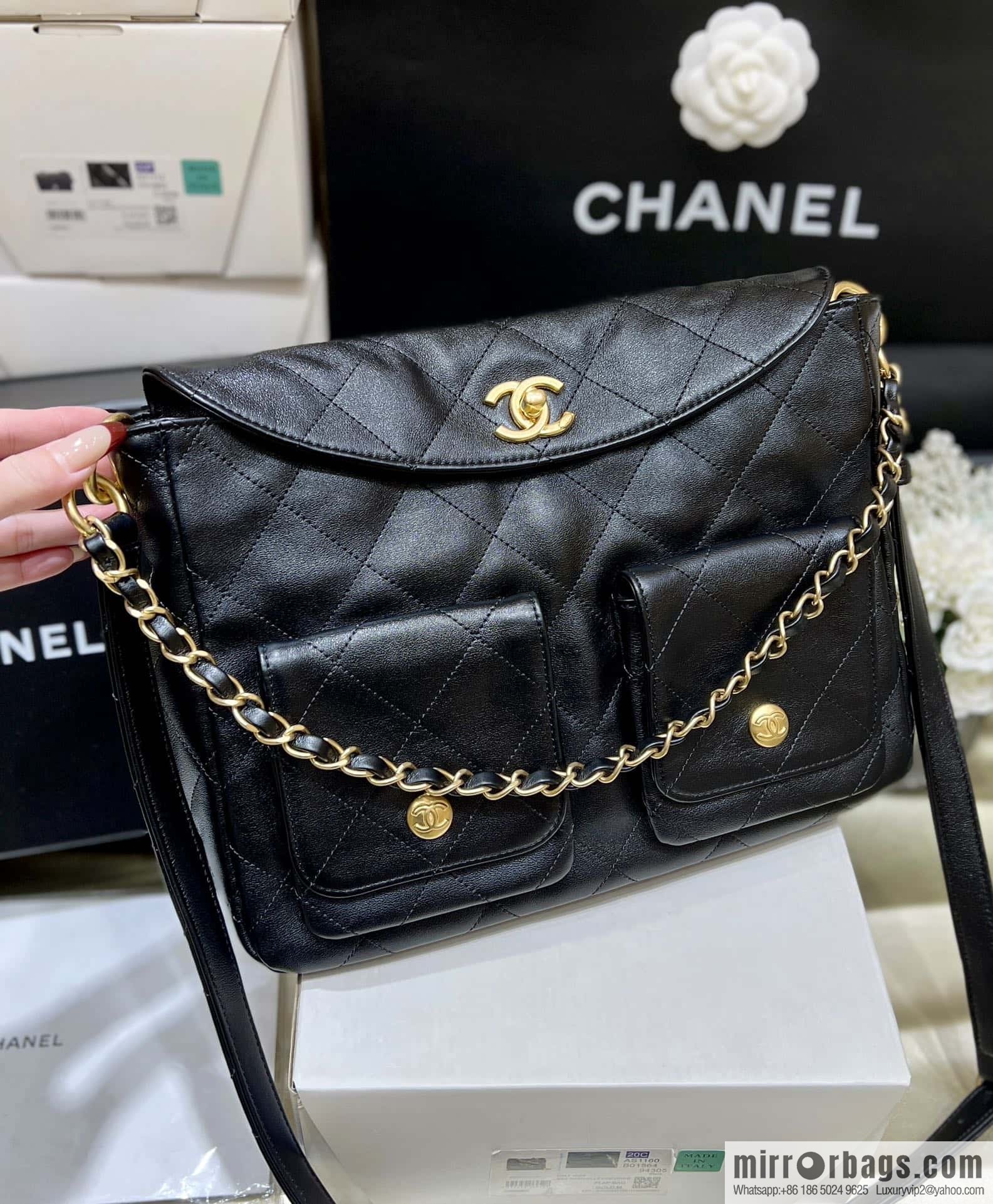 CHANEL 24P spring and summer trailer series big hit hobo Vintage bag AS4668 black