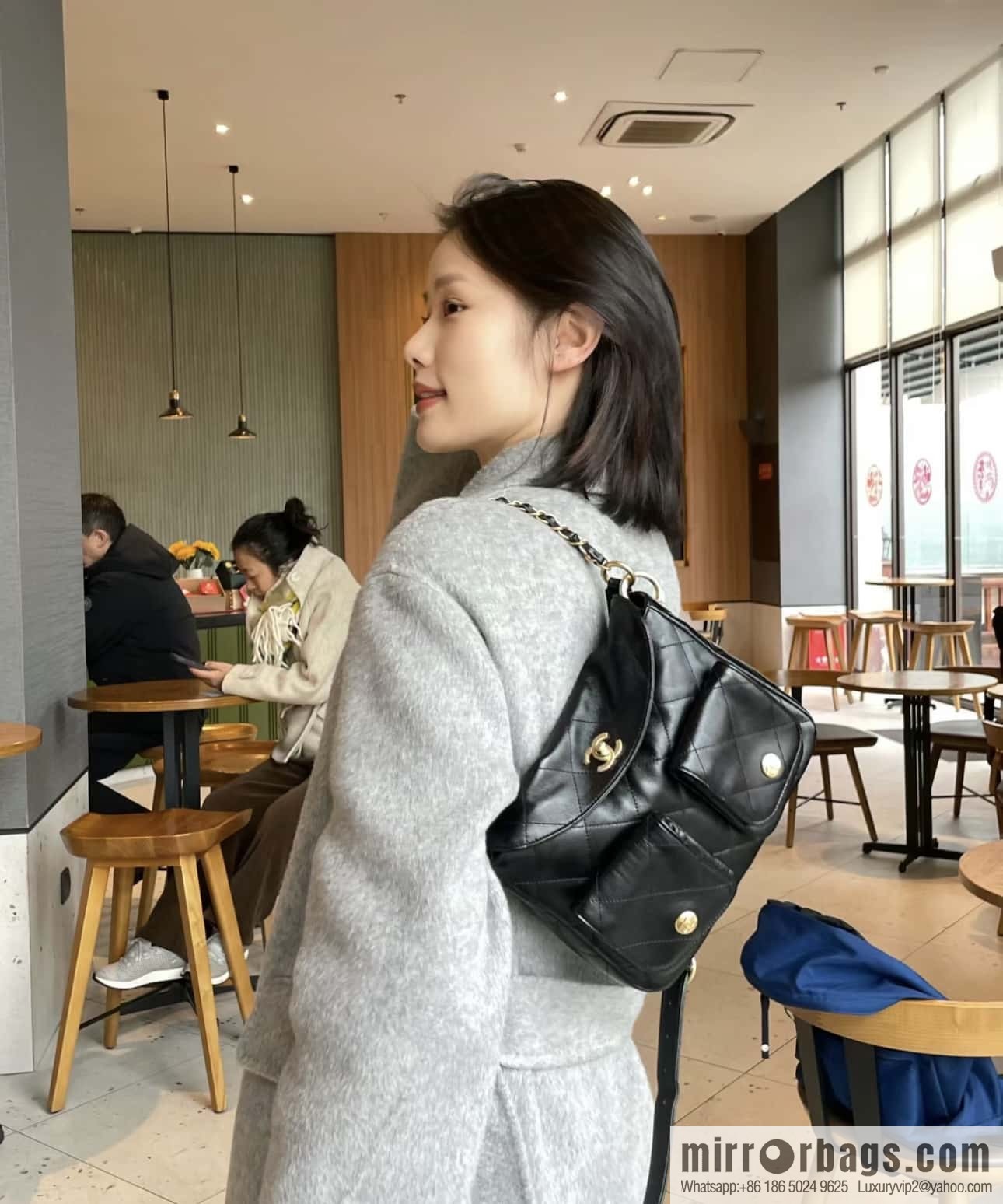 CHANEL 24P spring and summer trailer series big hit hobo Vintage bag AS4743 black
