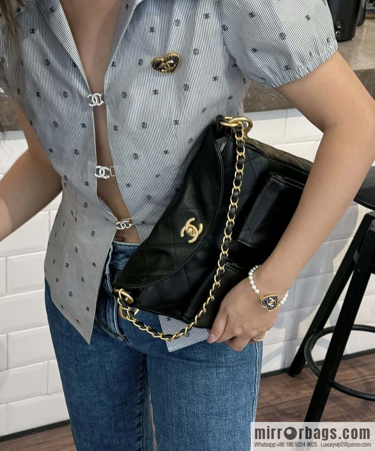 CHANEL 24P spring and summer trailer series big hit hobo Vintage bag AS4743 black