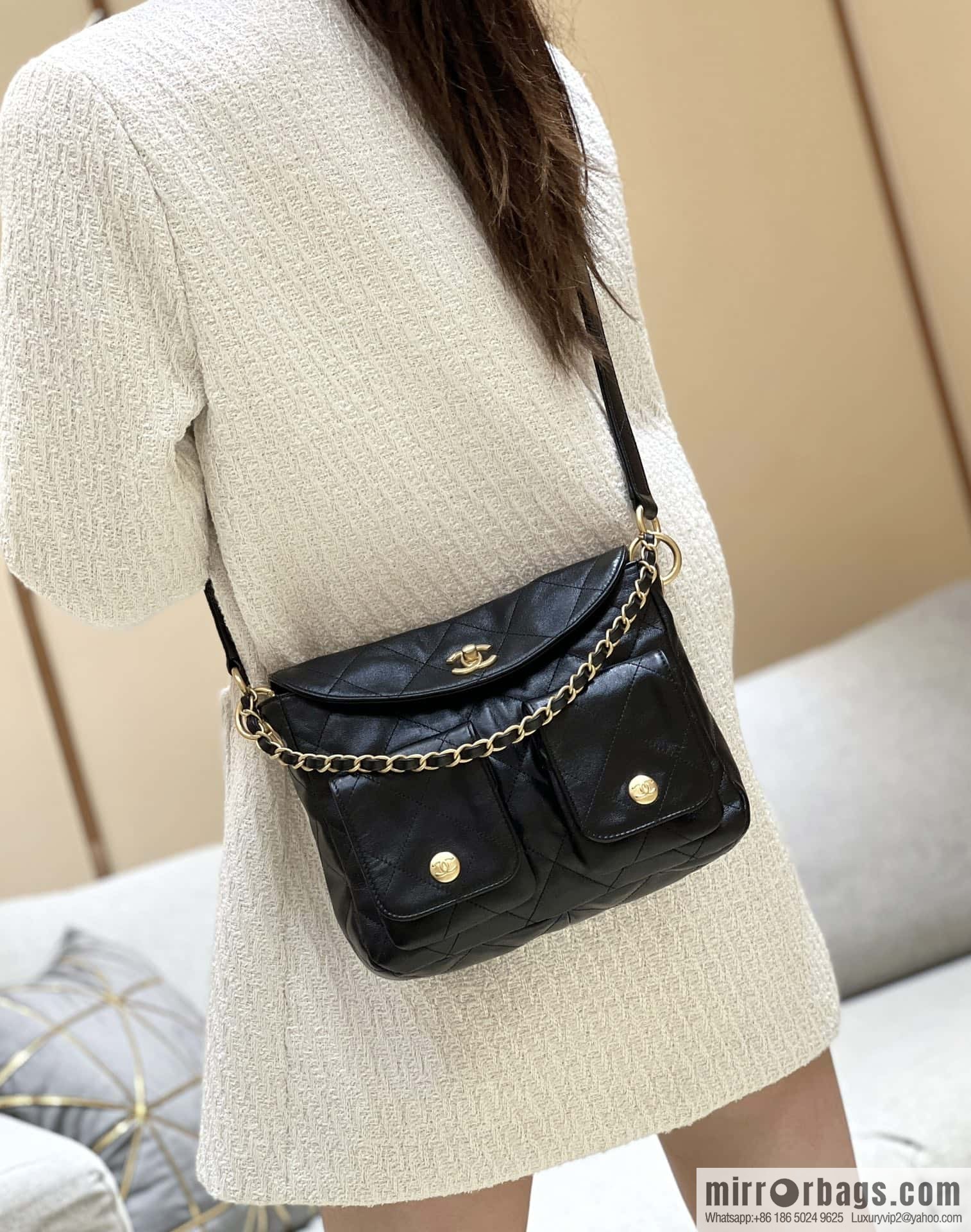 CHANEL 24P spring and summer trailer series big hit hobo Vintage bag AS4743 black