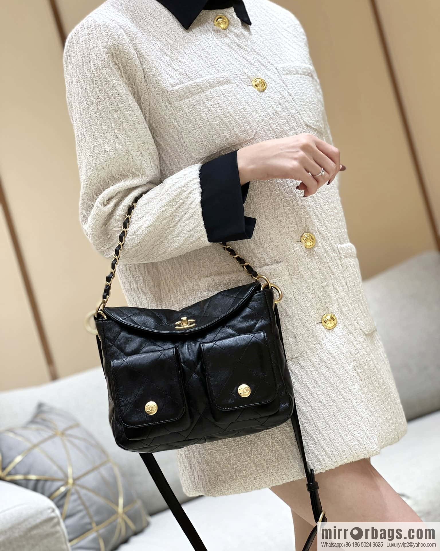 CHANEL 24P spring and summer trailer series big hit hobo Vintage bag AS4743 black