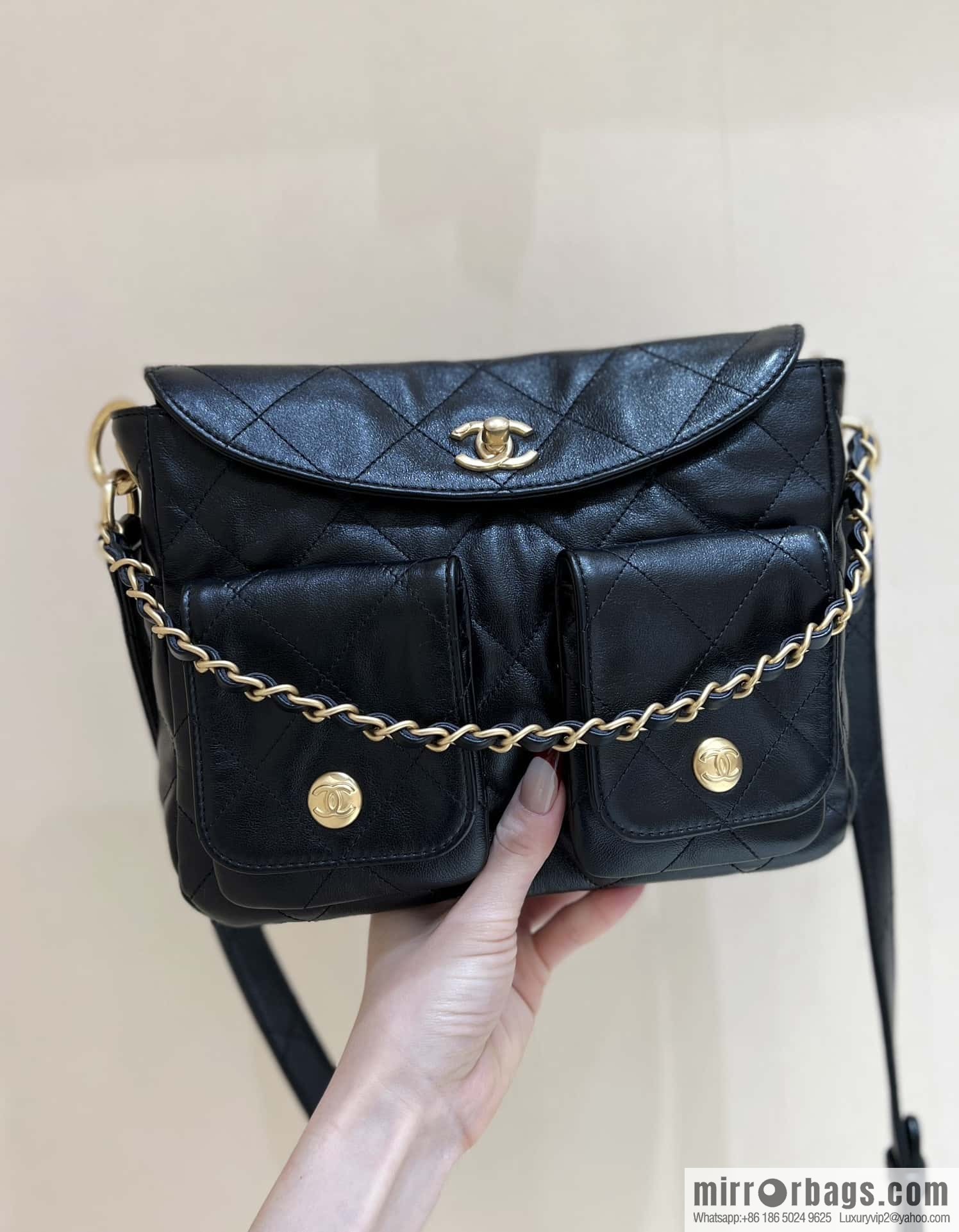 CHANEL 24P spring and summer trailer series big hit hobo Vintage bag AS4743 black