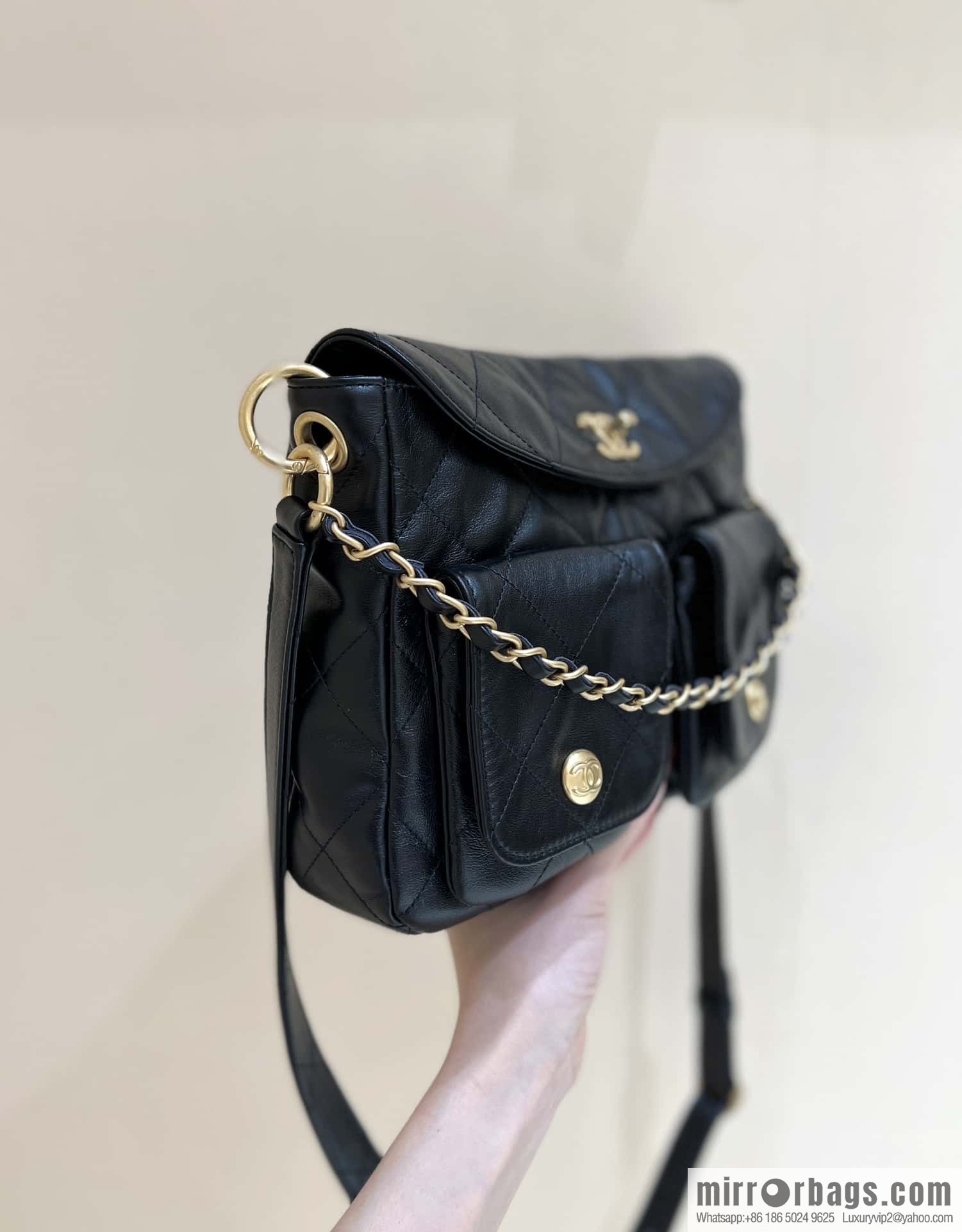 CHANEL 24P spring and summer trailer series big hit hobo Vintage bag AS4743 black